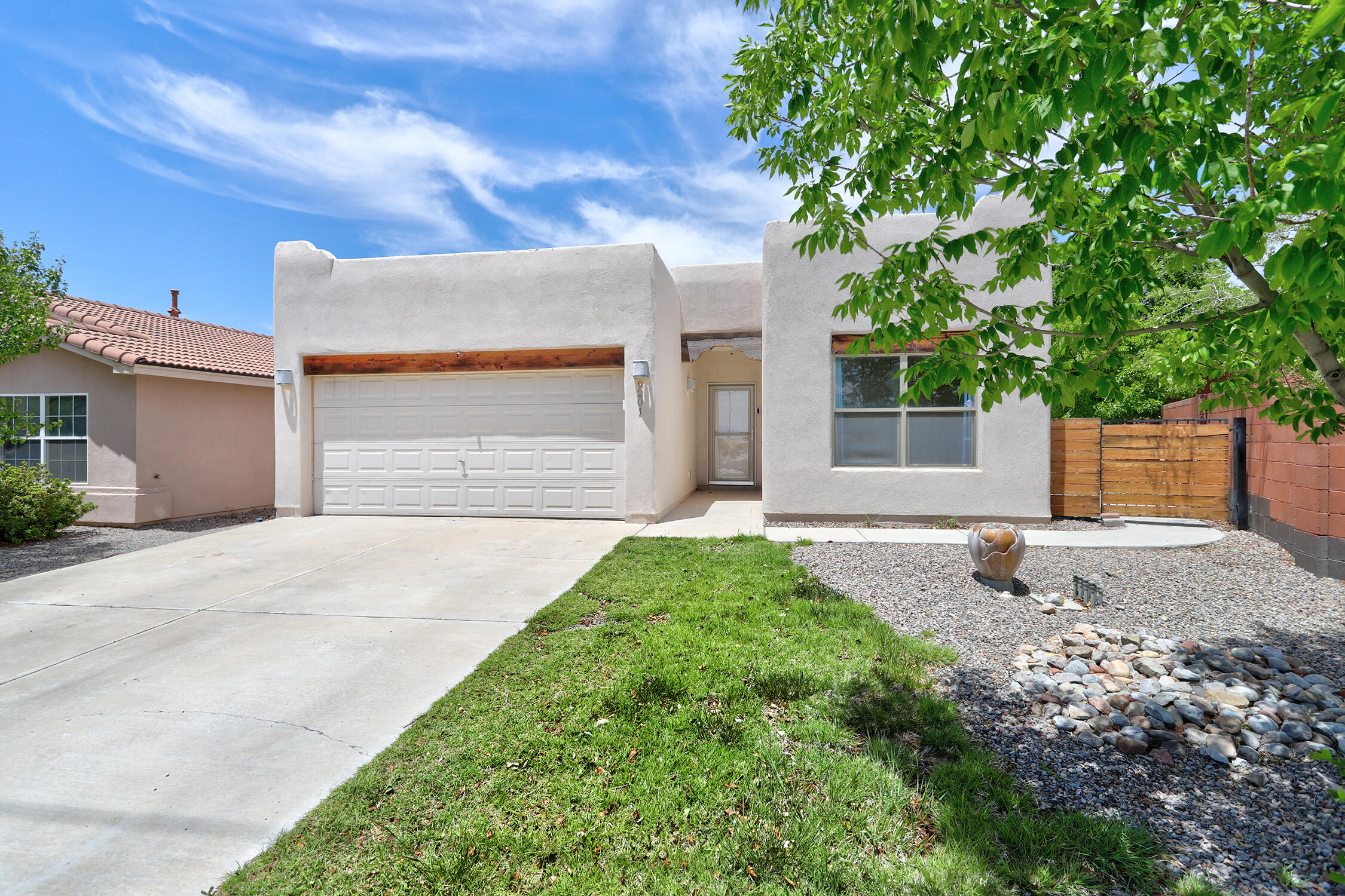 9201 Colima Avenue NW