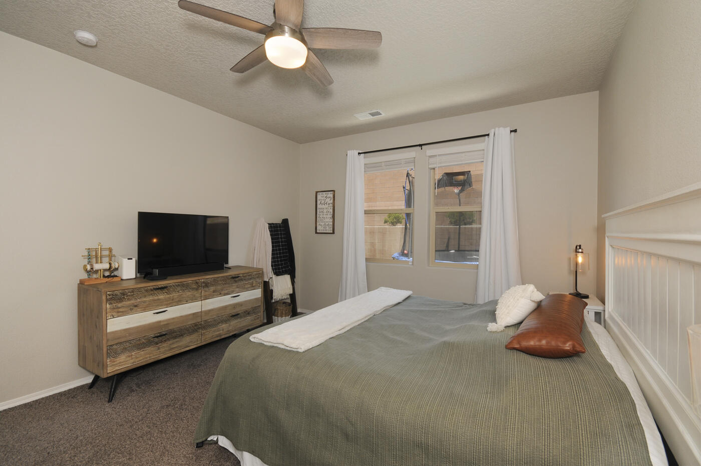 2032 Canyon Wren Court SE