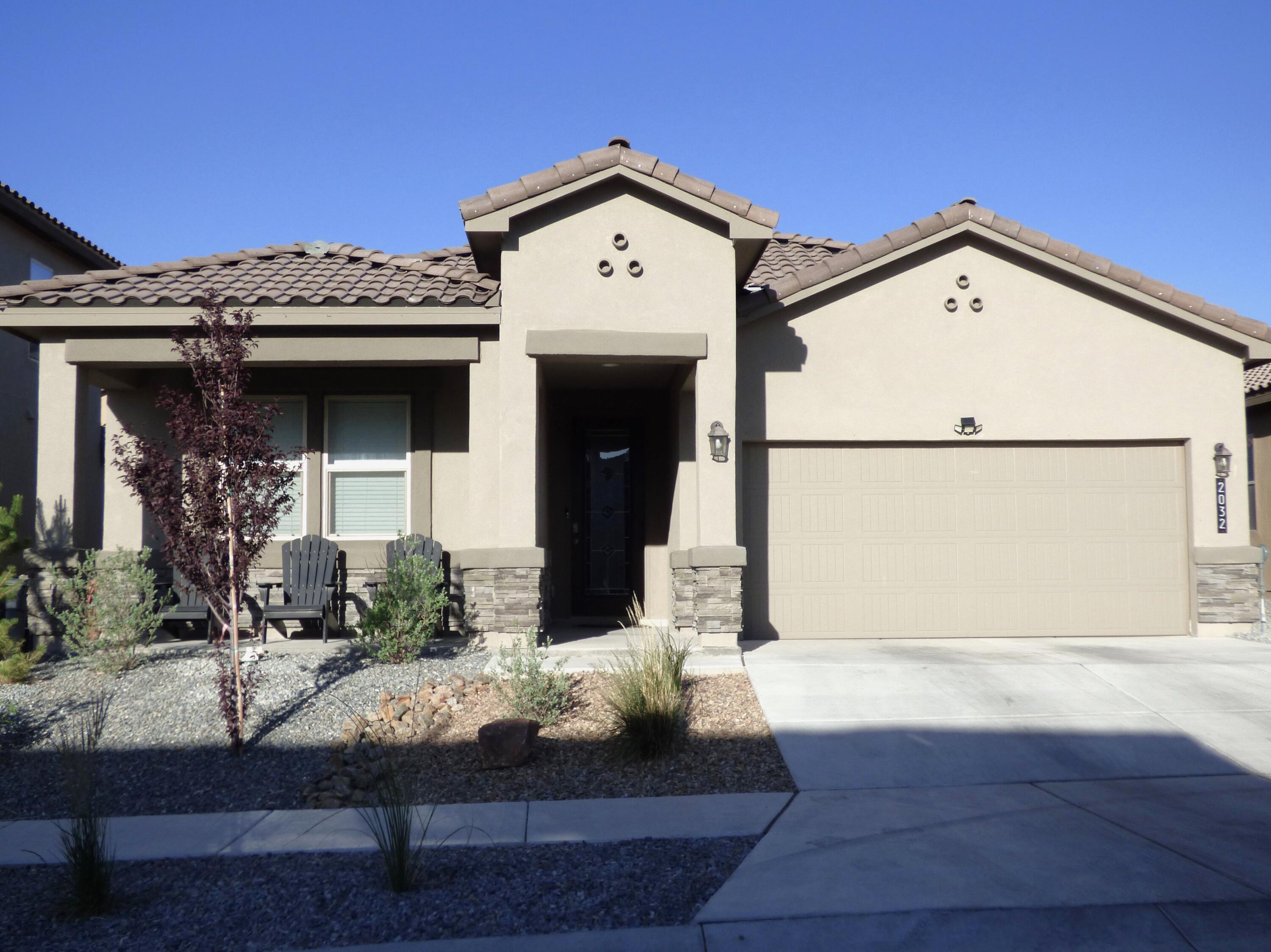 2032 Canyon Wren Court SE