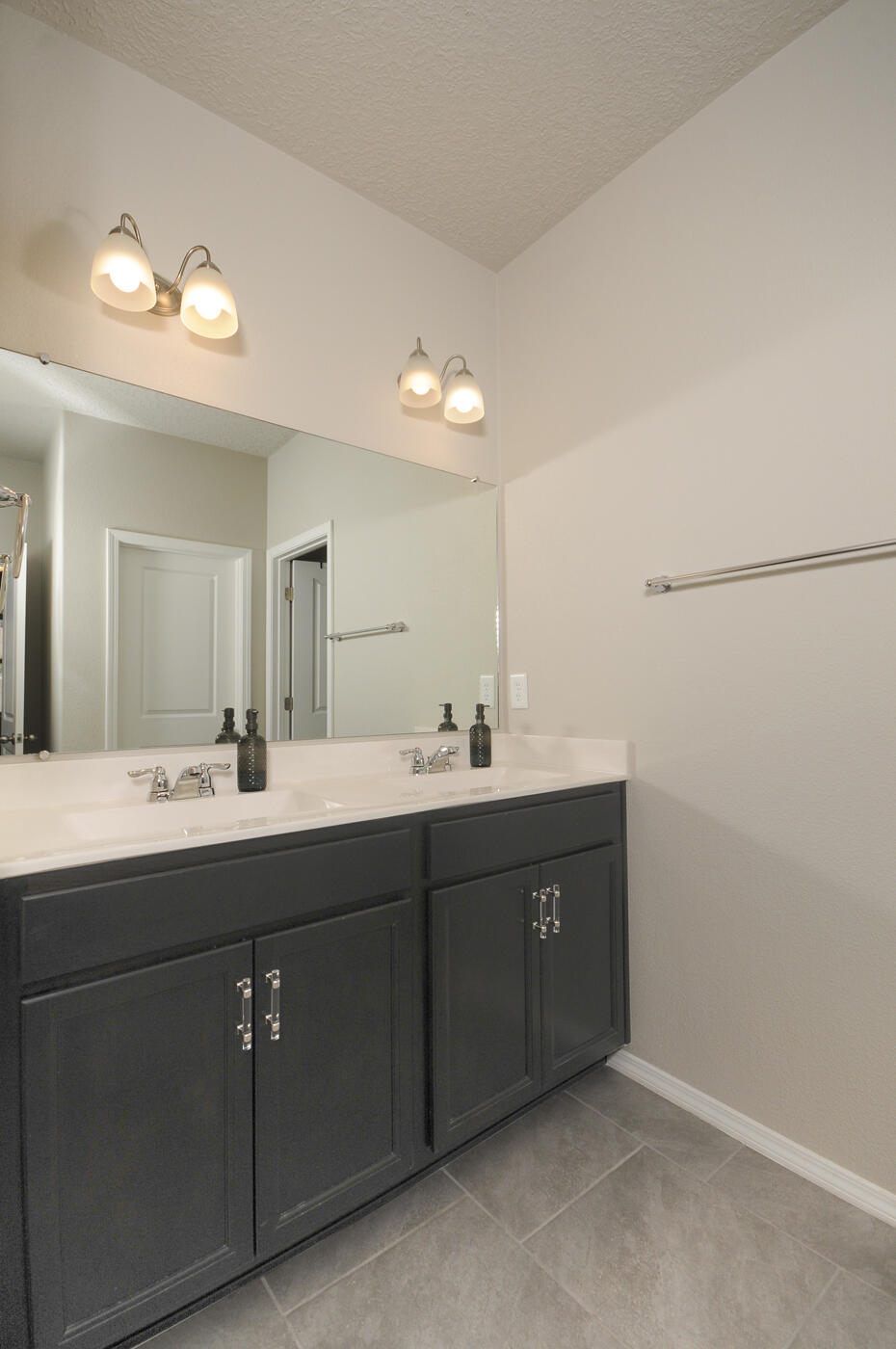 2032 Canyon Wren Court SE