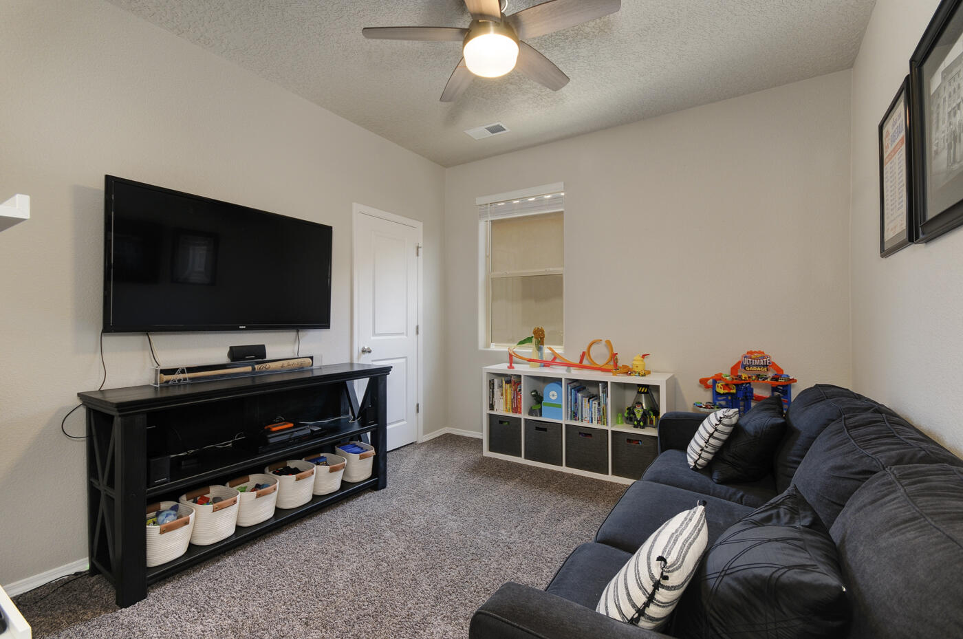 2032 Canyon Wren Court SE