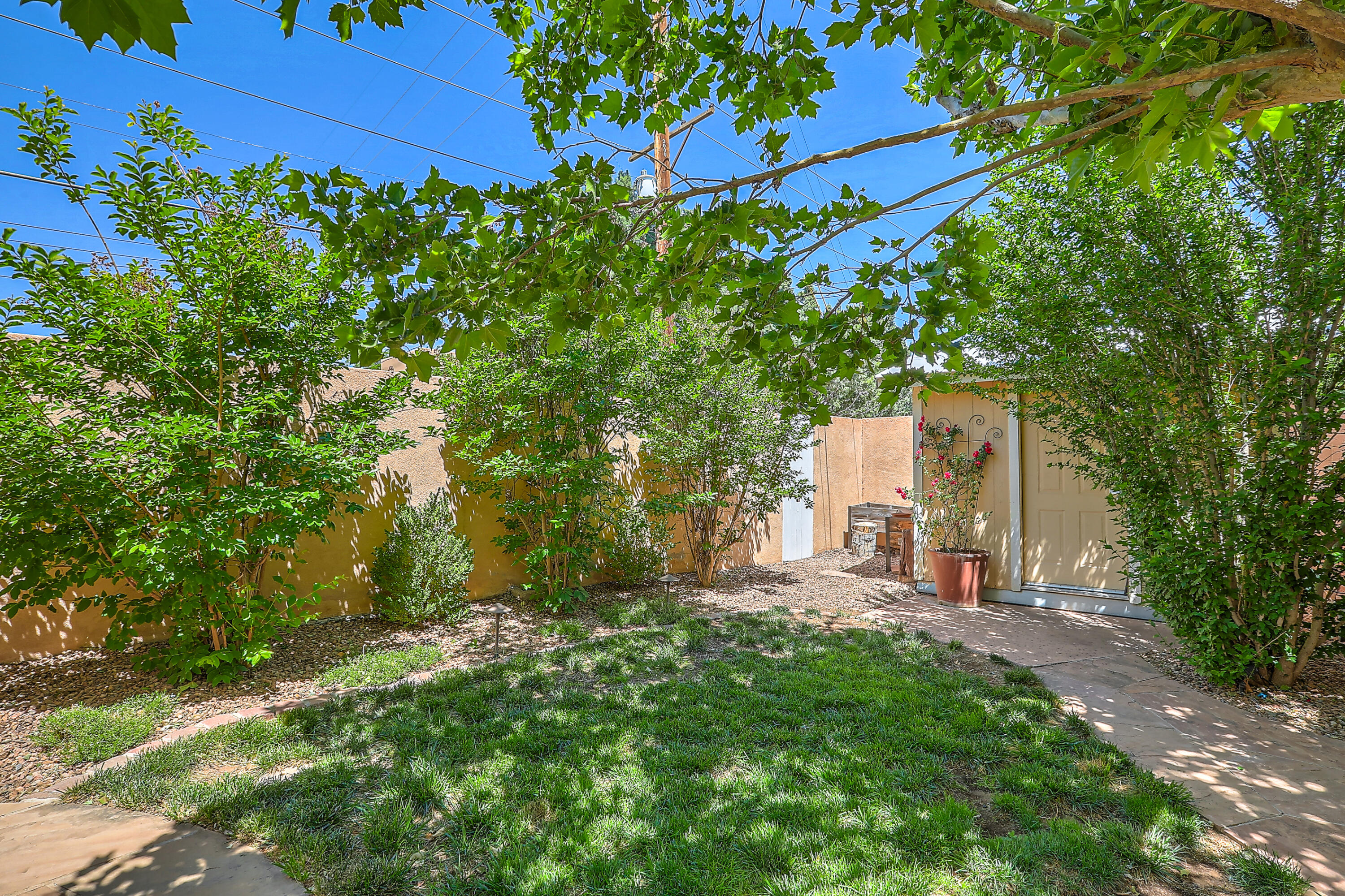 511 Amherst Drive SE