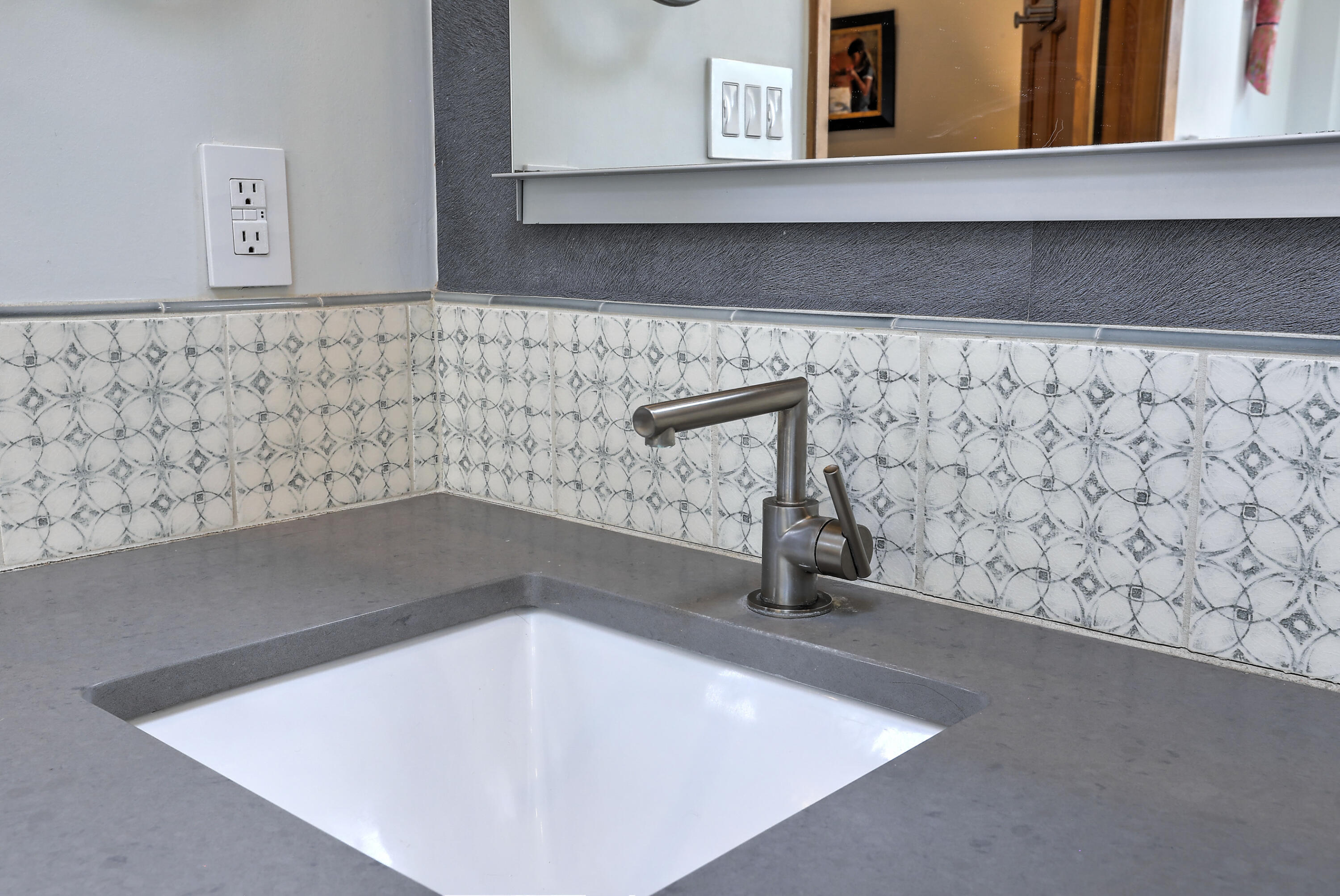 511 Amherst Drive SE