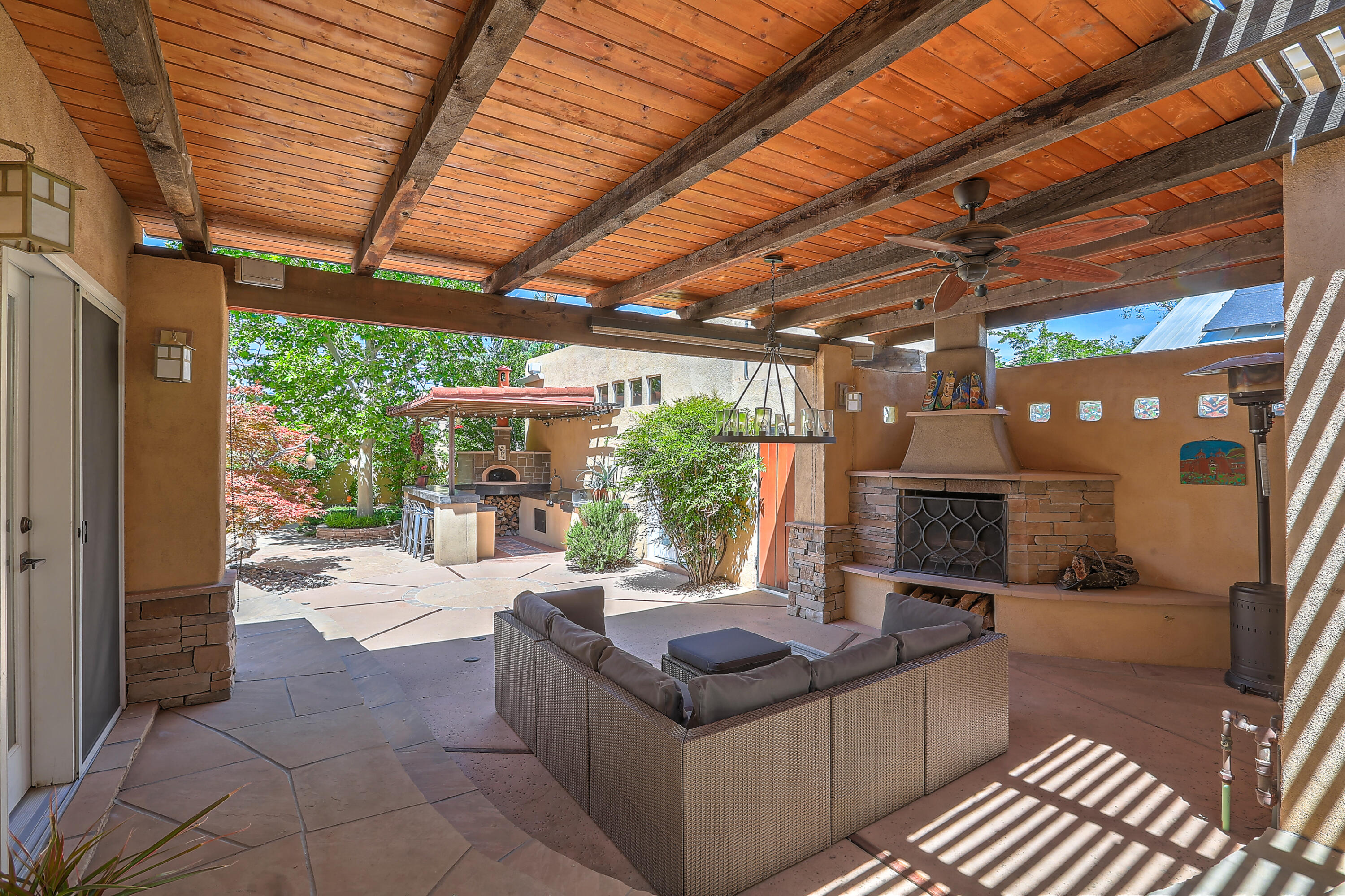 511 Amherst Drive SE