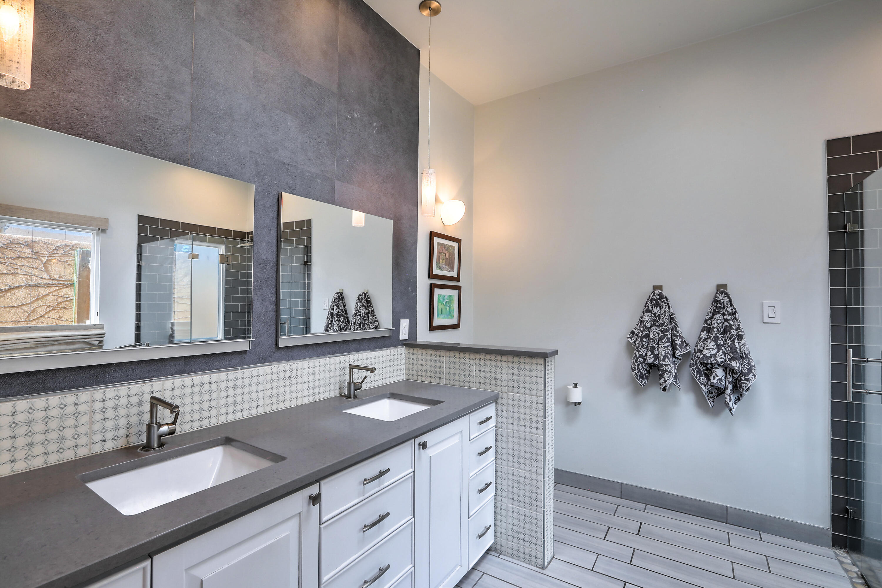 511 Amherst Drive SE