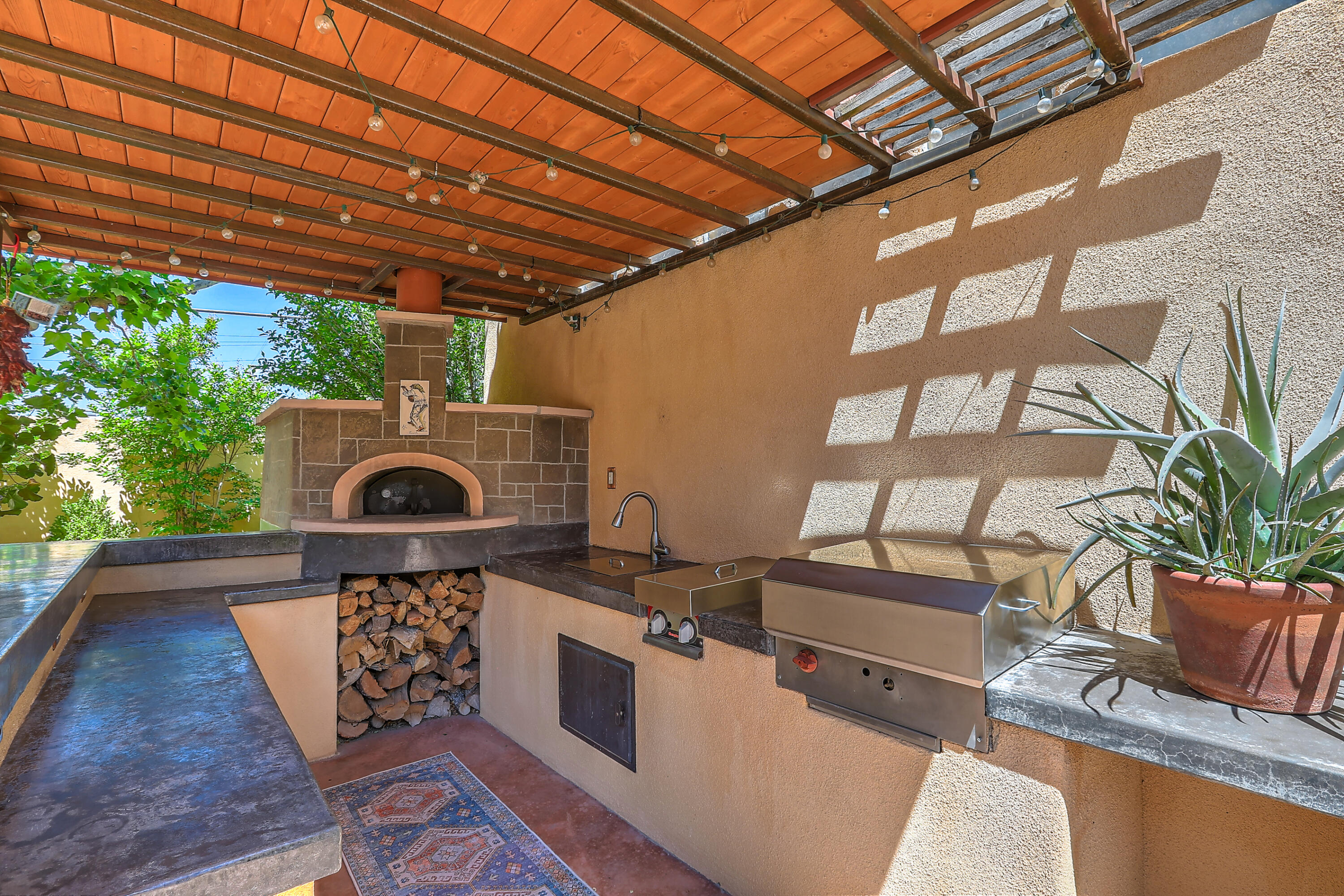 511 Amherst Drive SE