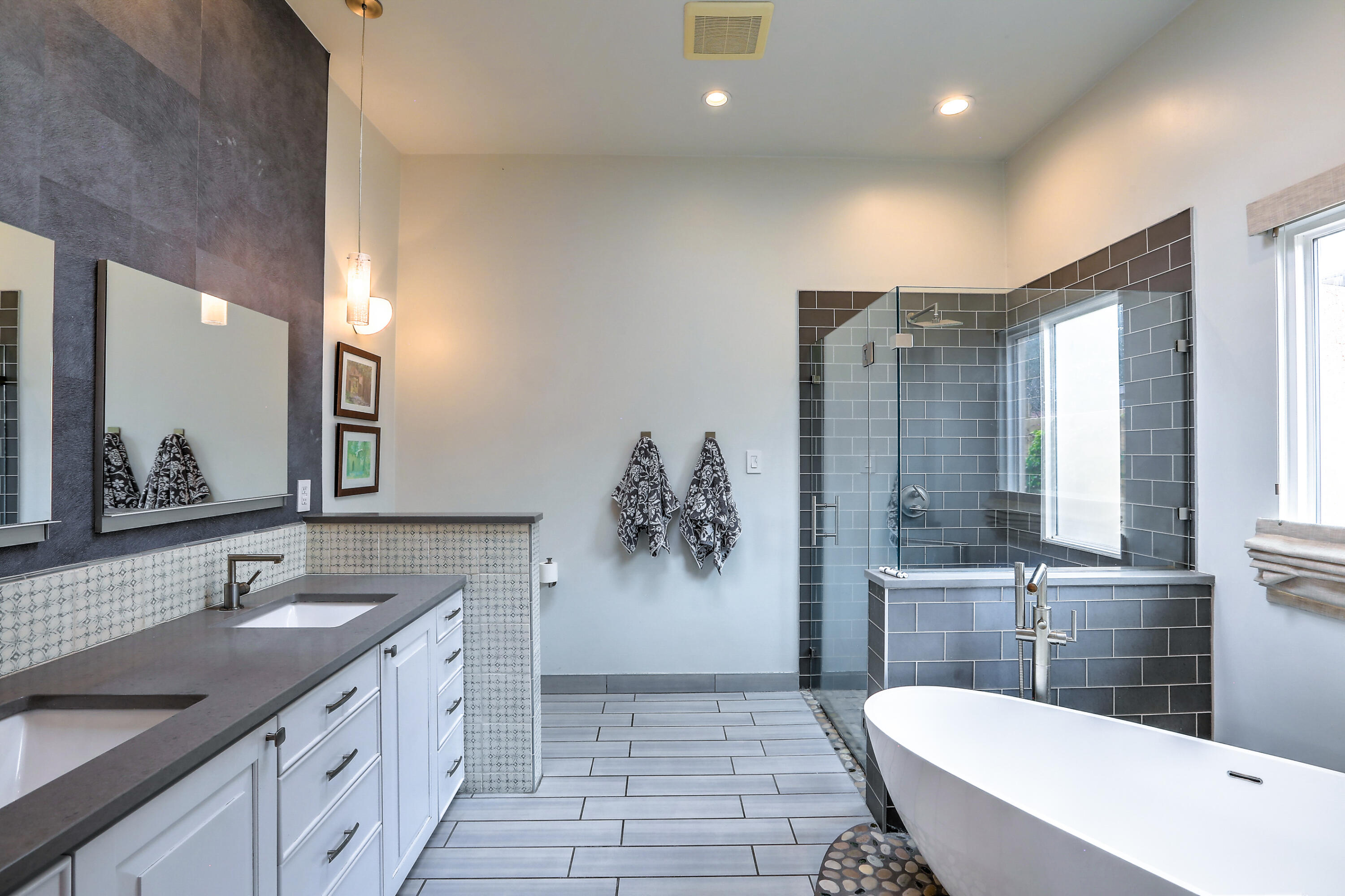 511 Amherst Drive SE