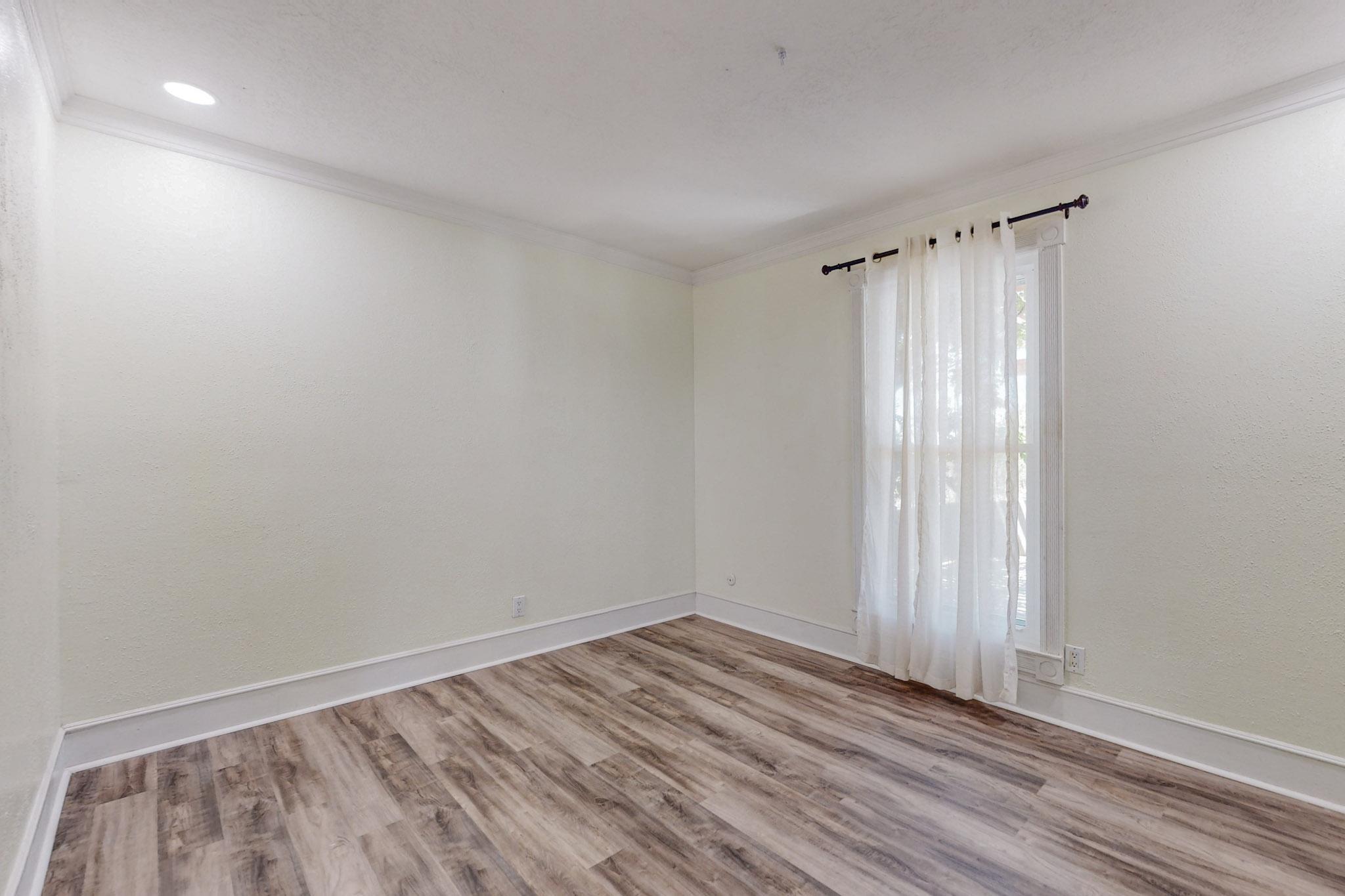 800 Oro Real Drive NE