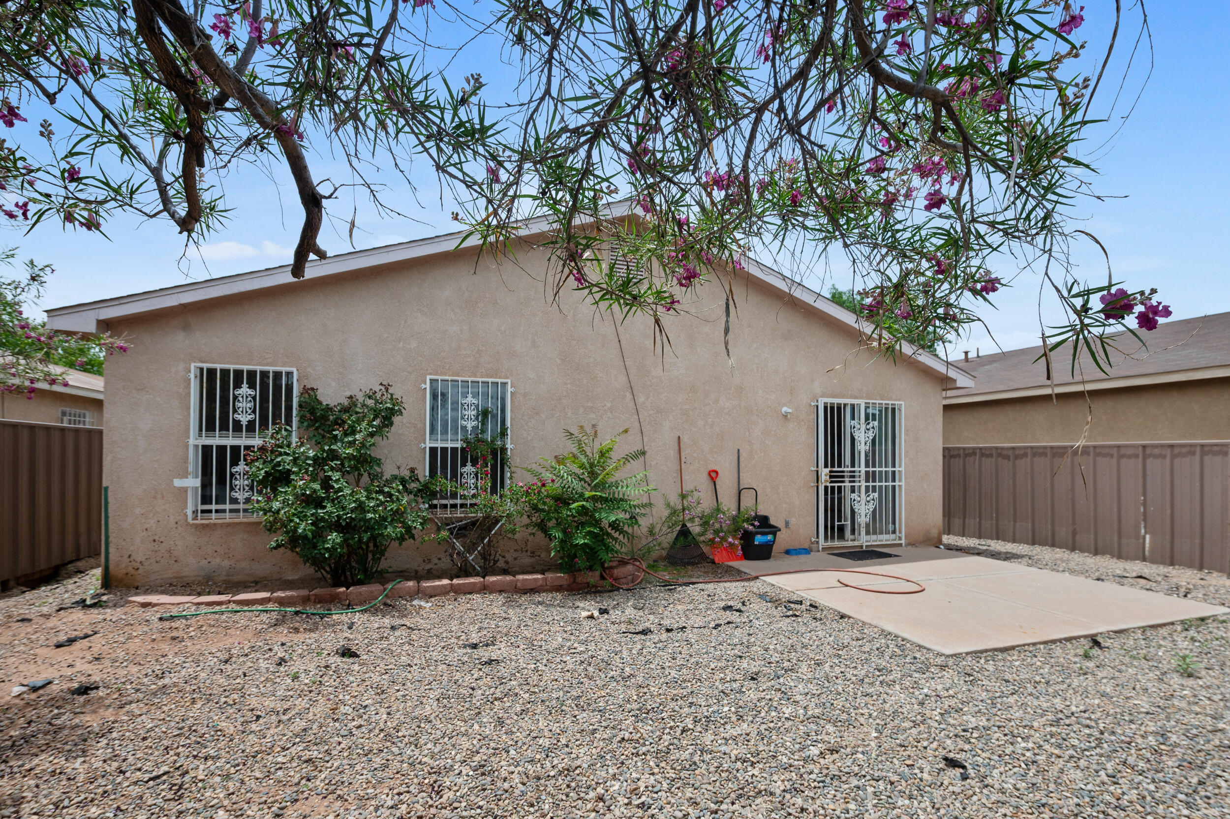 920 Swallow Drive SW