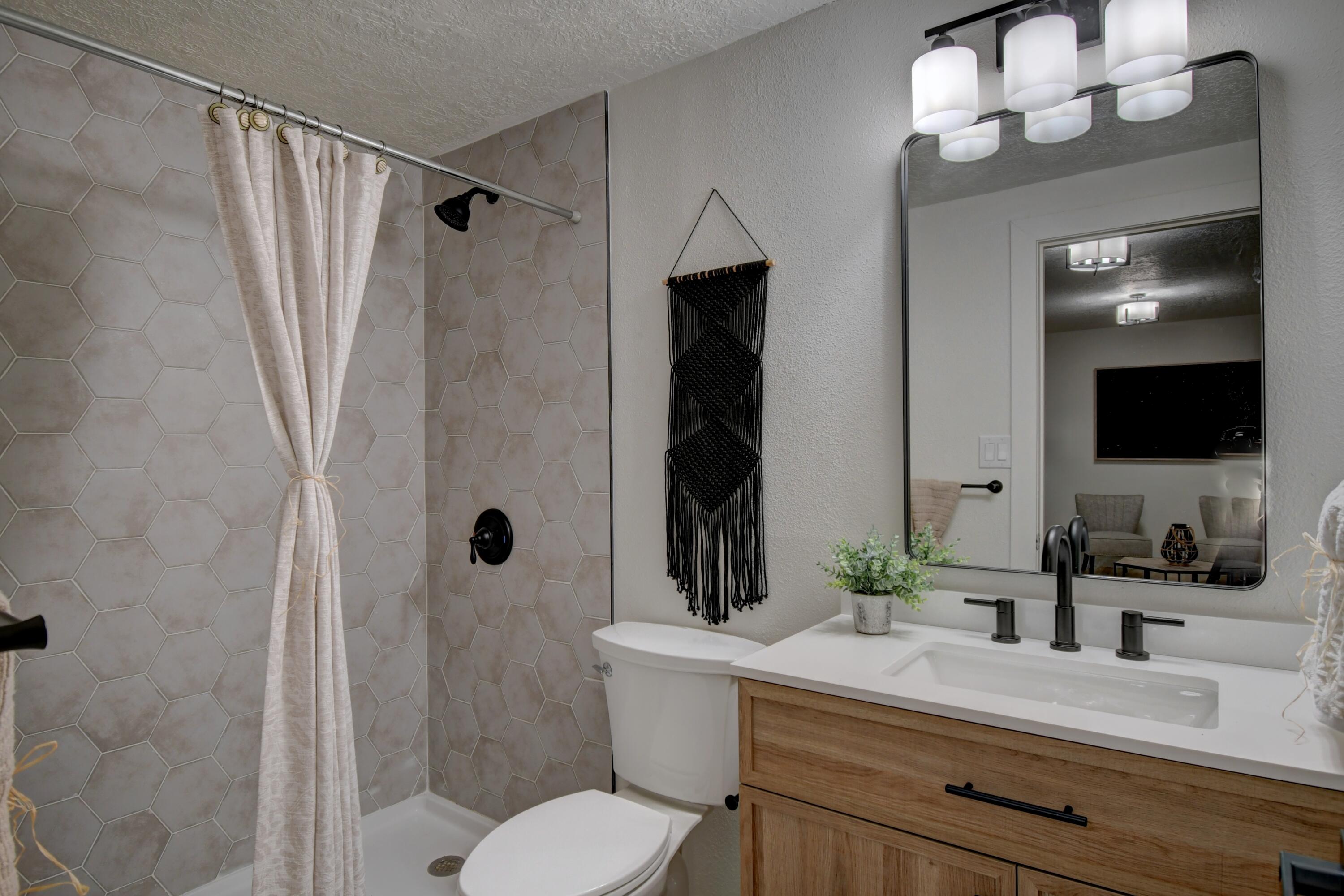 11425 Pine Top Lane NE