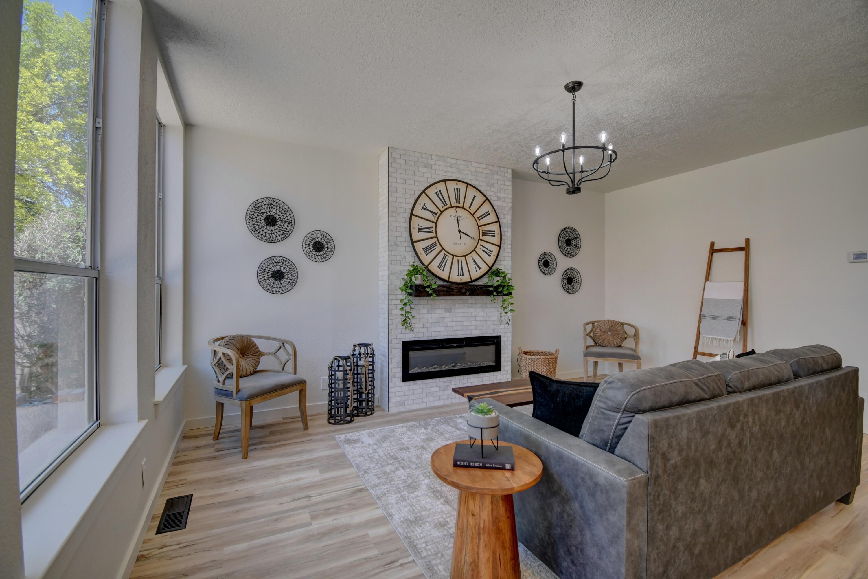 11425 Pine Top Lane NE