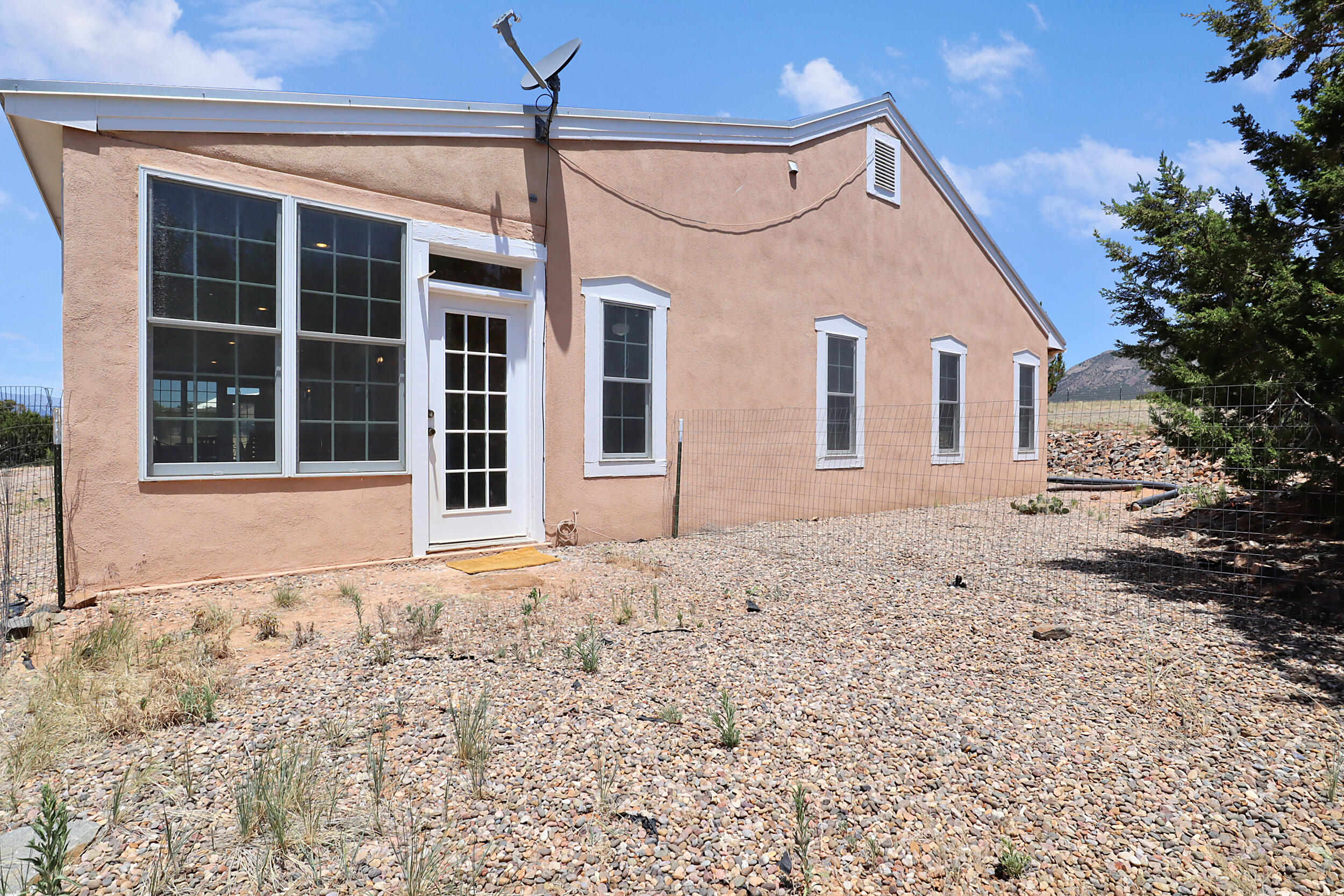 6 Cherokee Court