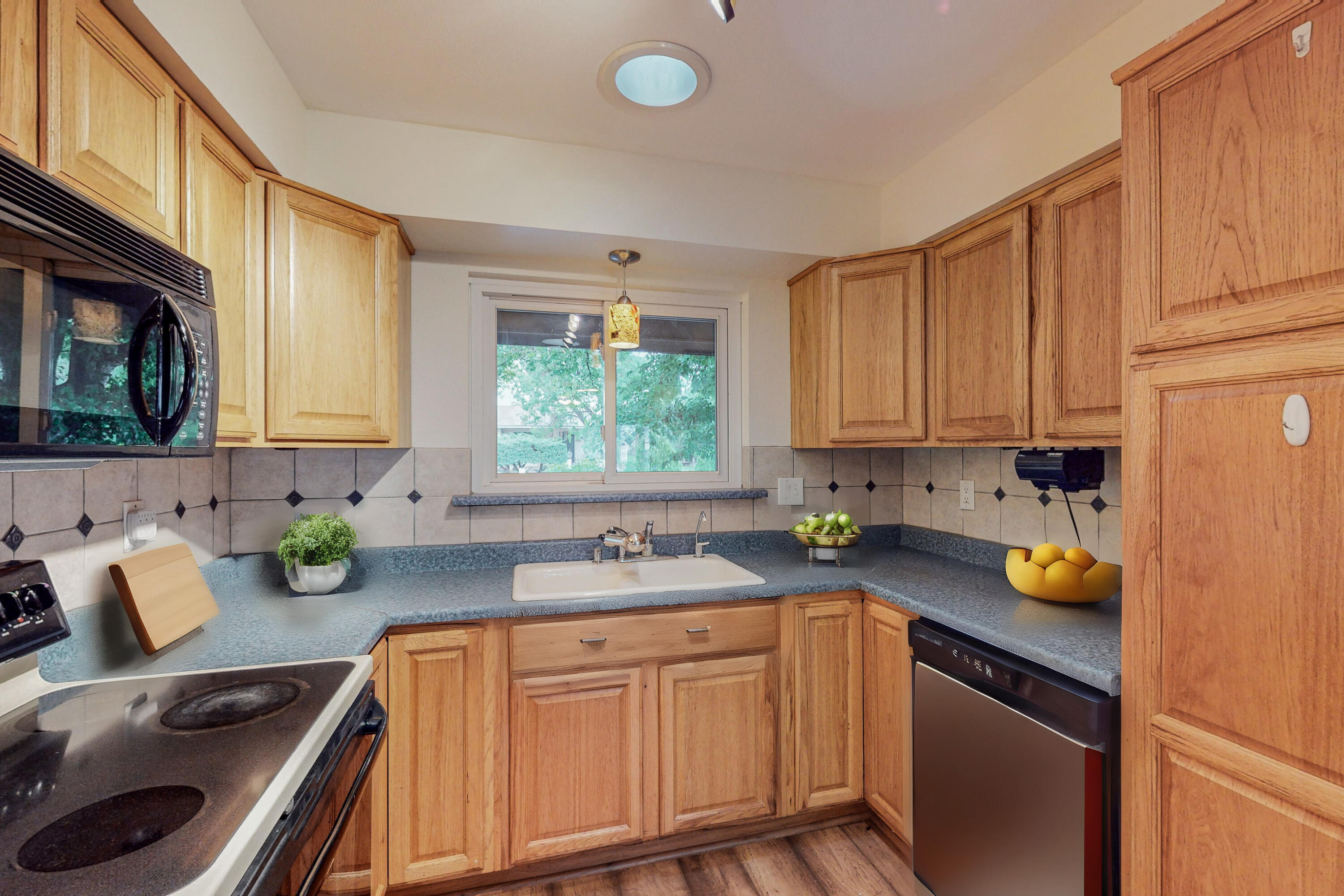 12301 Woodland Avenue NE