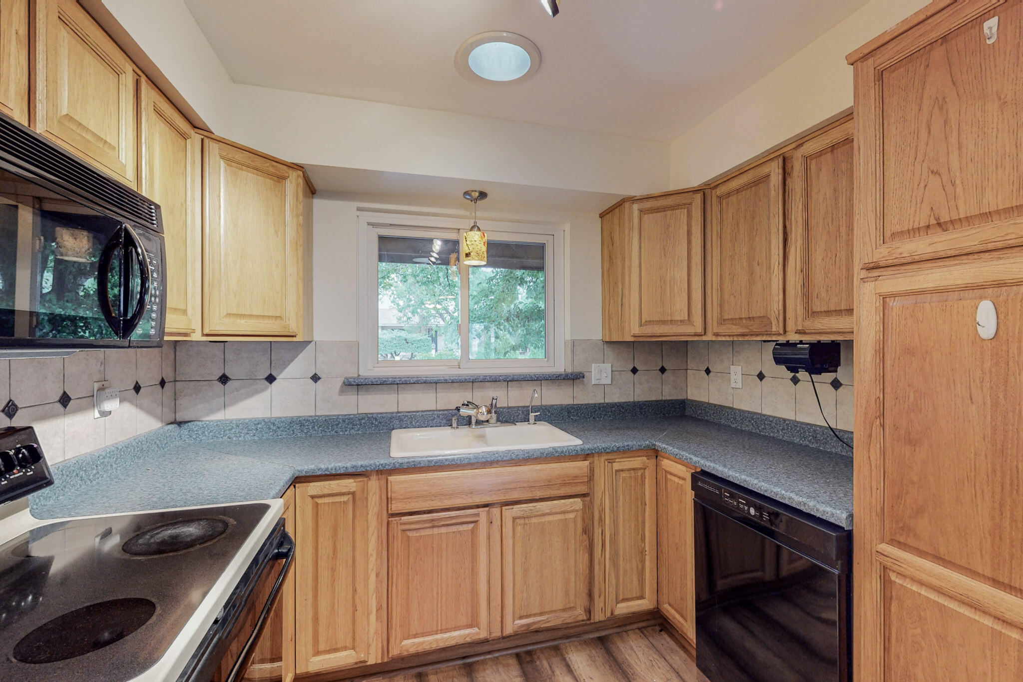 12301 Woodland Avenue NE