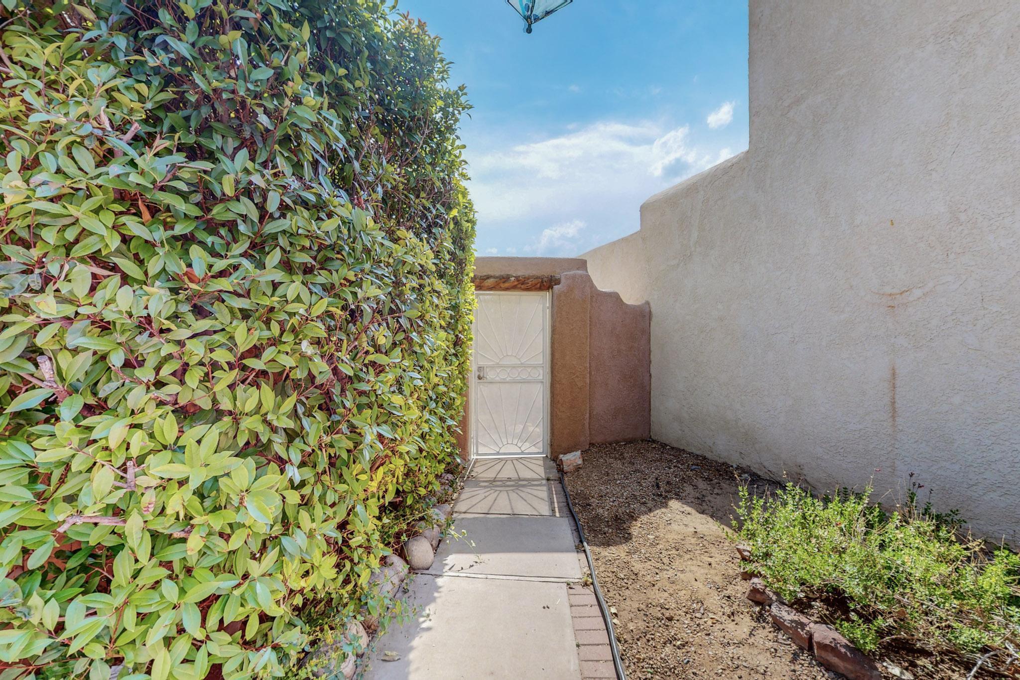 6001 Sweetwater Court NW