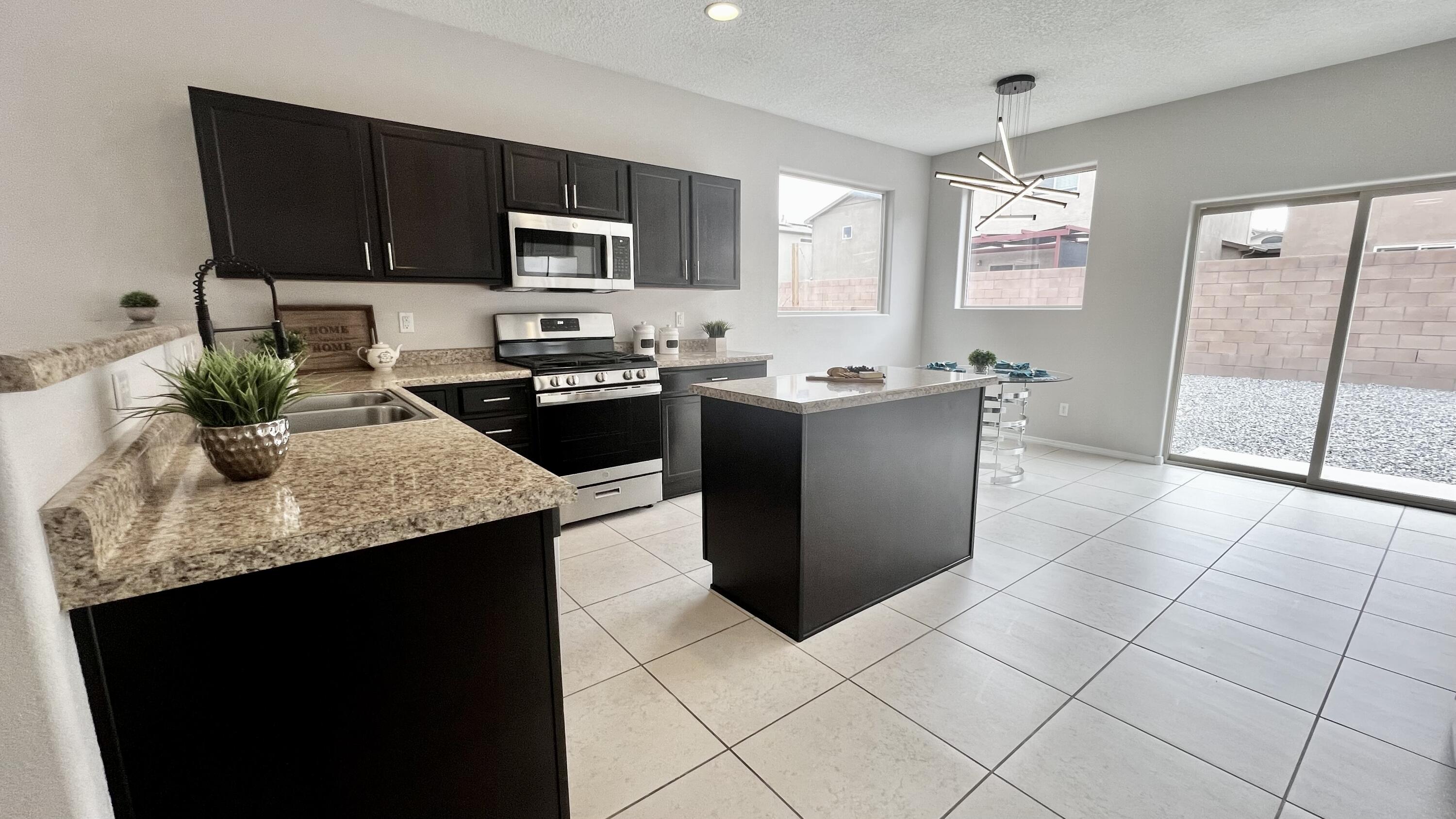 10632 Megafauna Road SW