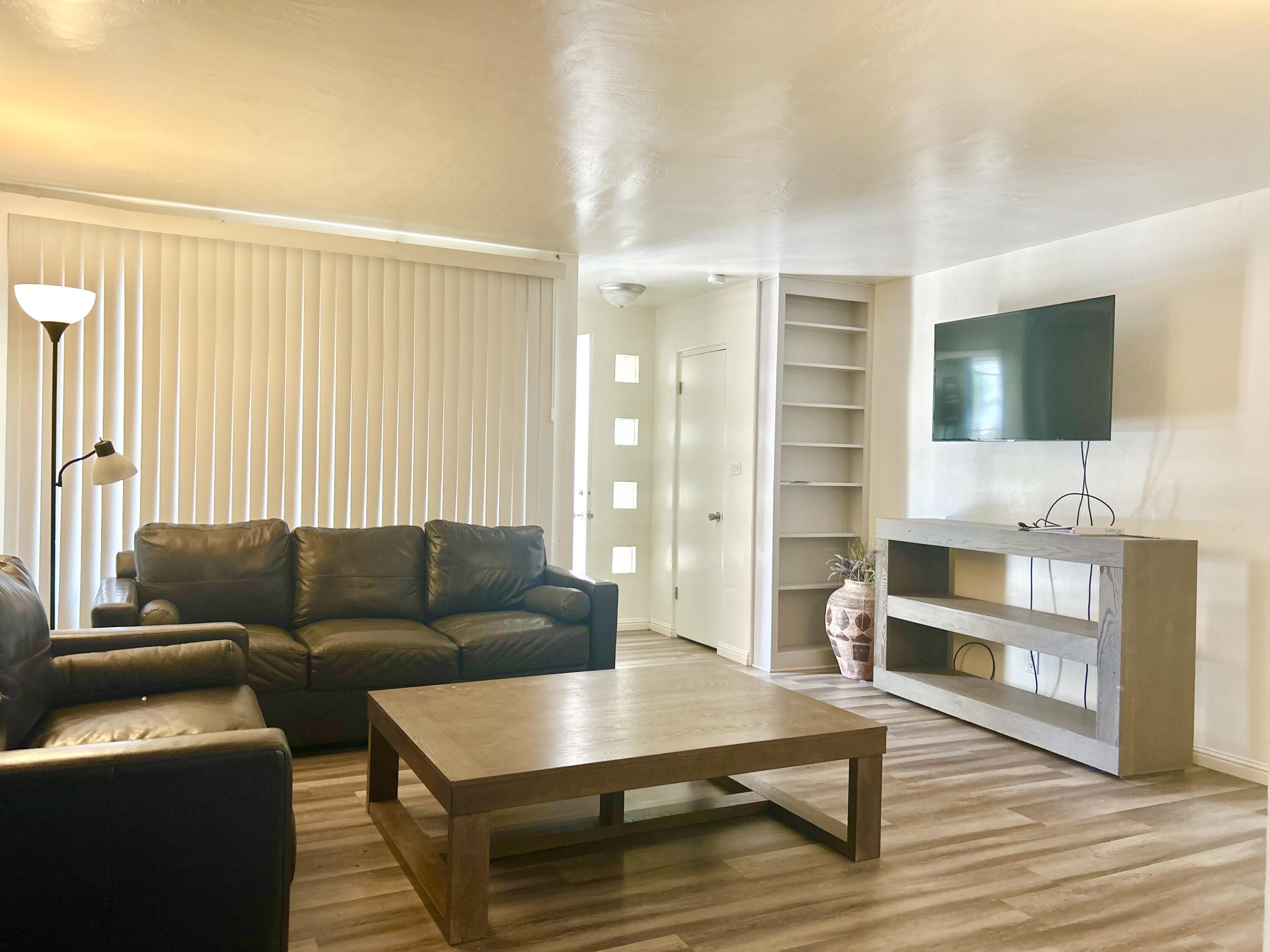 1808 Columbia Drive SE