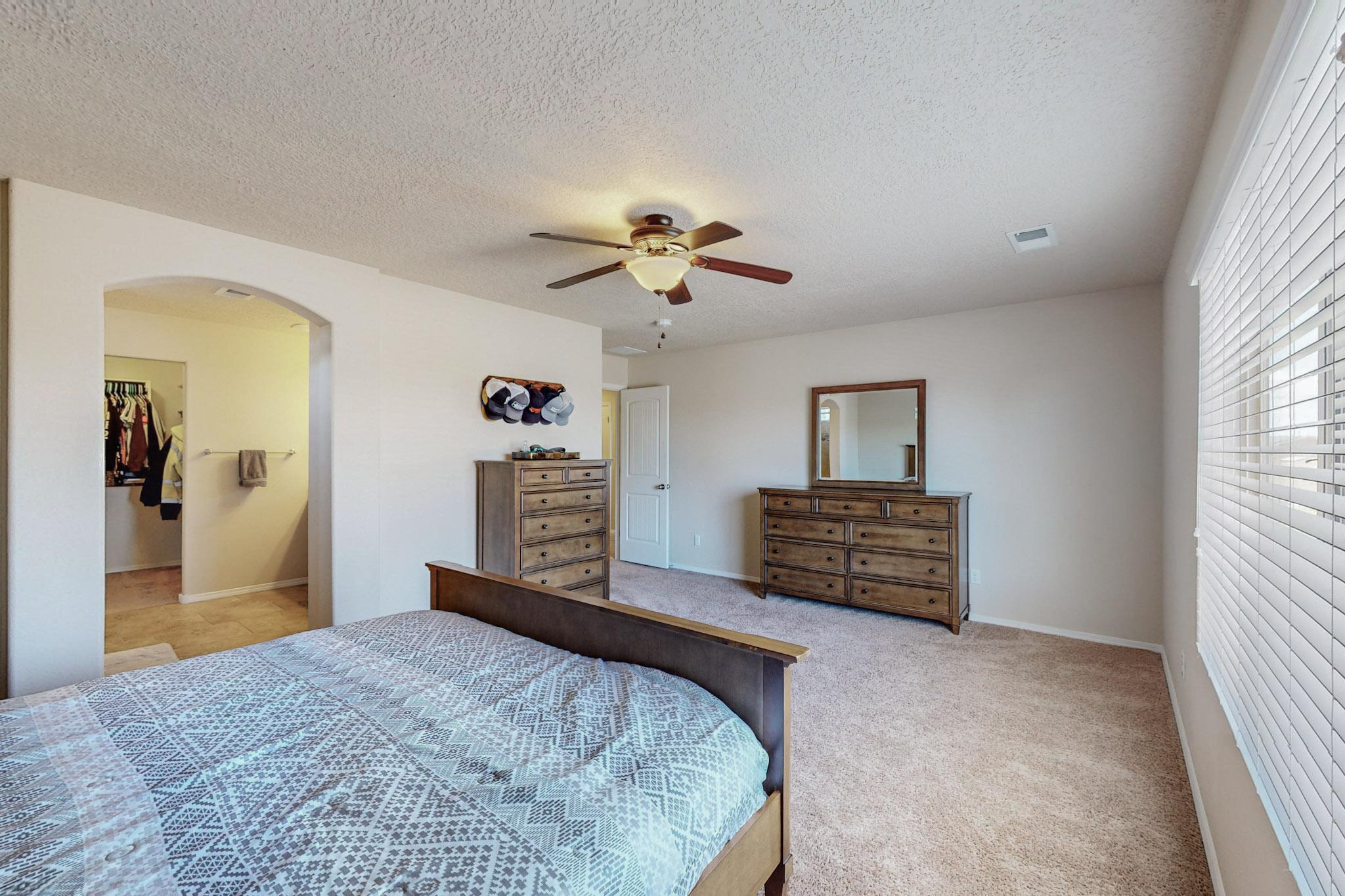 1038 Desert Sunflower Drive NE