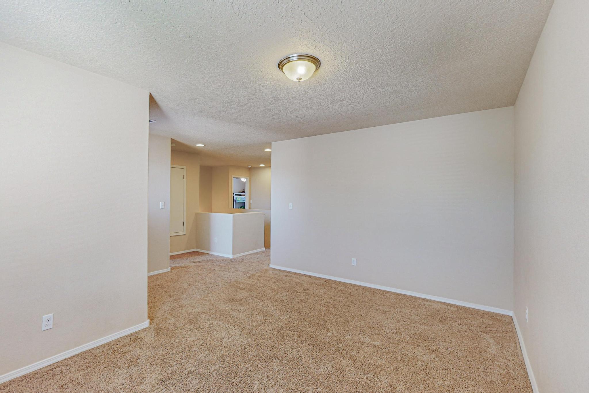1038 Desert Sunflower Drive NE