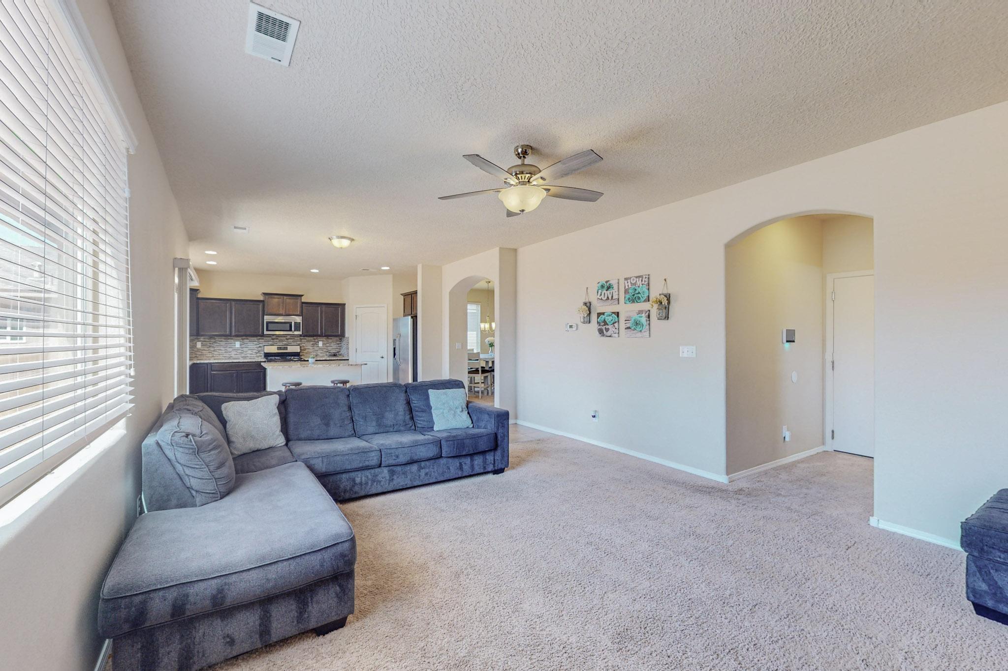 1038 Desert Sunflower Drive NE