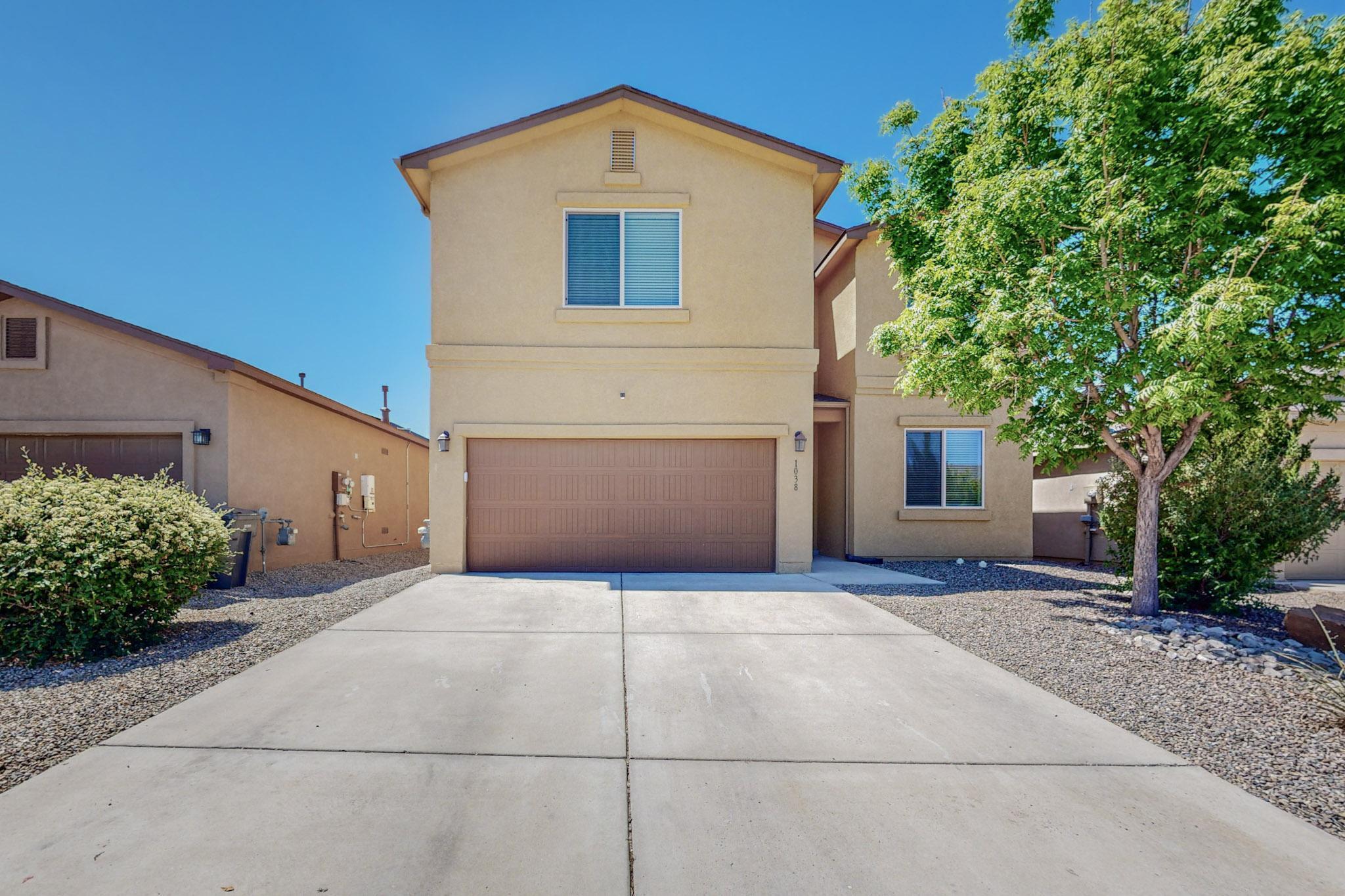 1038 Desert Sunflower Drive NE