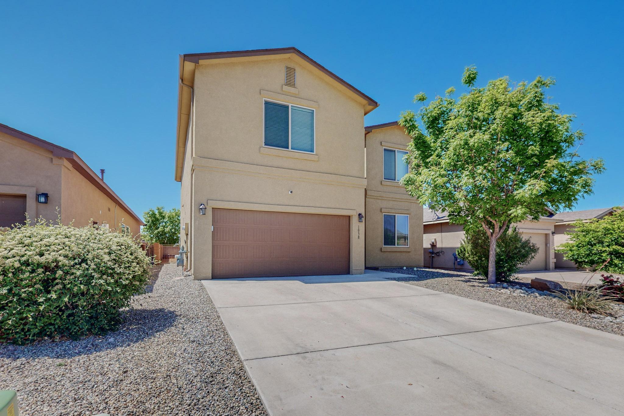 1038 Desert Sunflower Drive NE