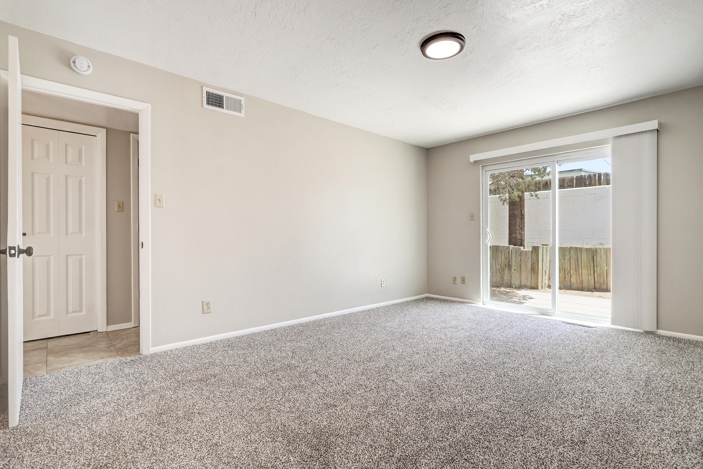 608 Ortiz Drive NE