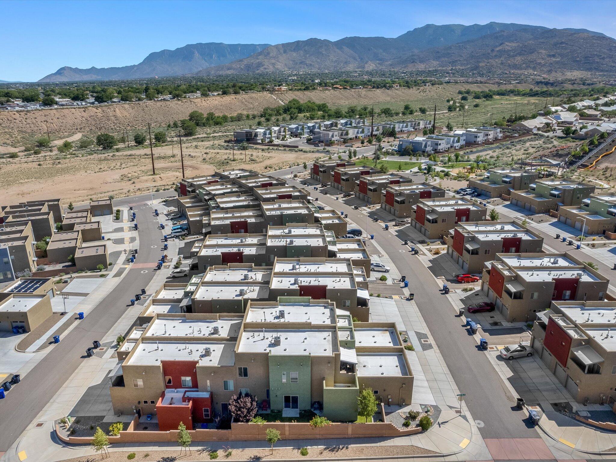 1547 Borrego Drive SE