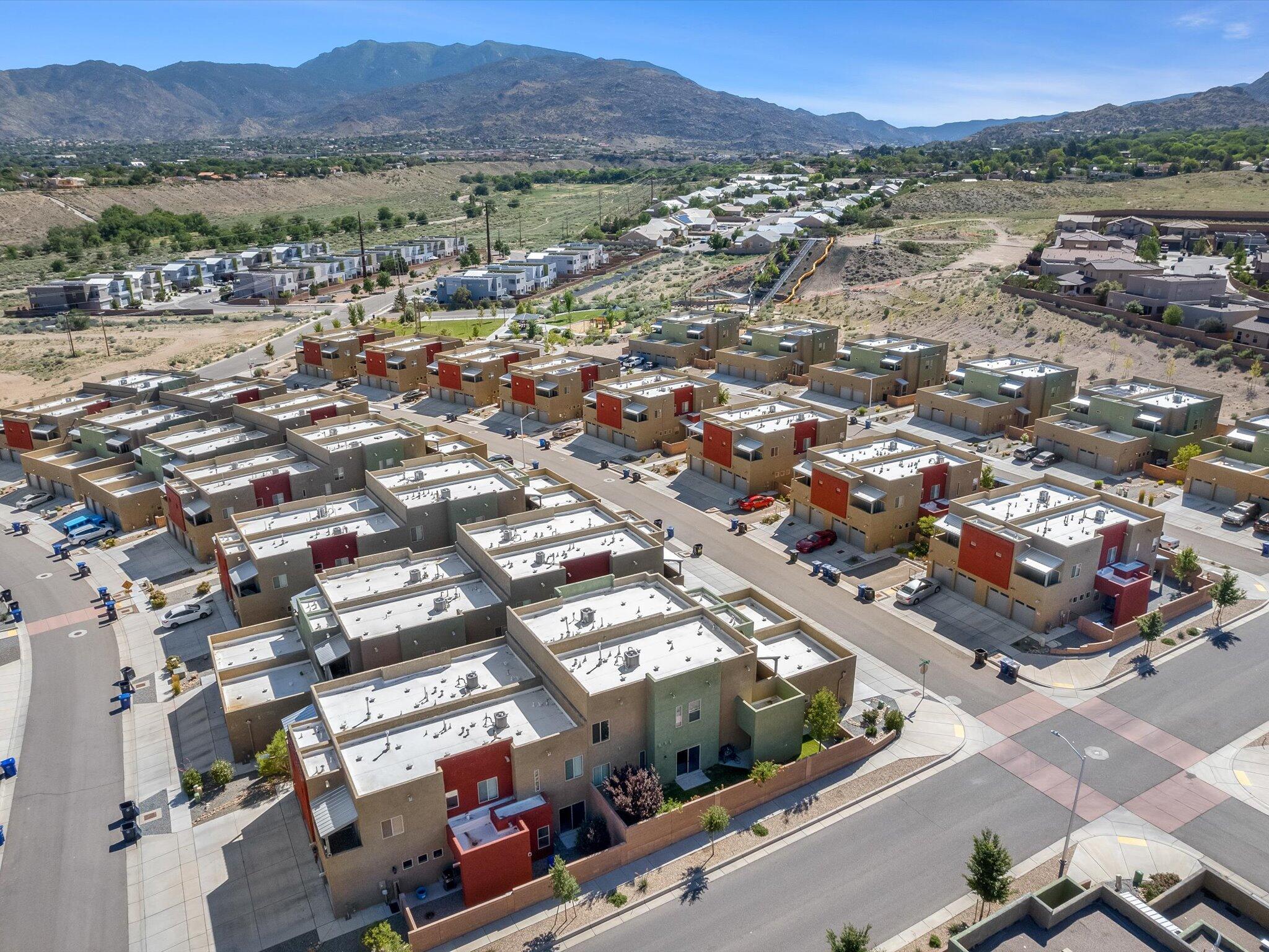 1547 Borrego Drive SE