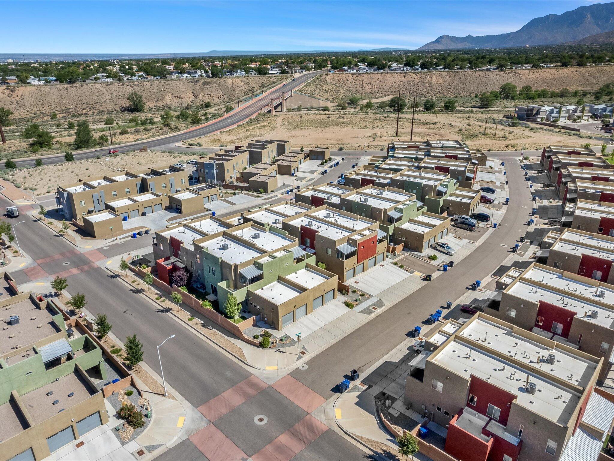 1547 Borrego Drive SE