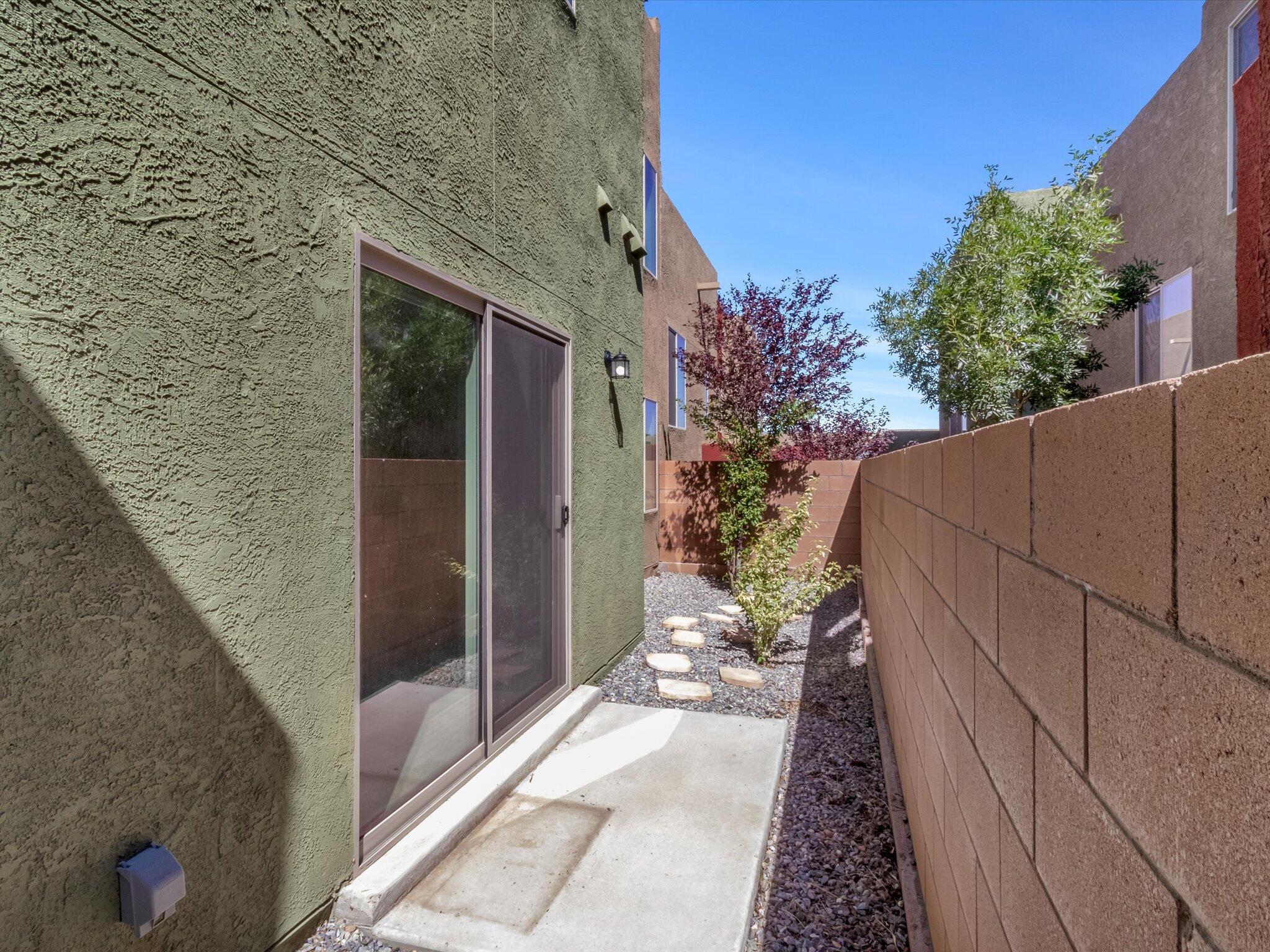 1547 Borrego Drive SE