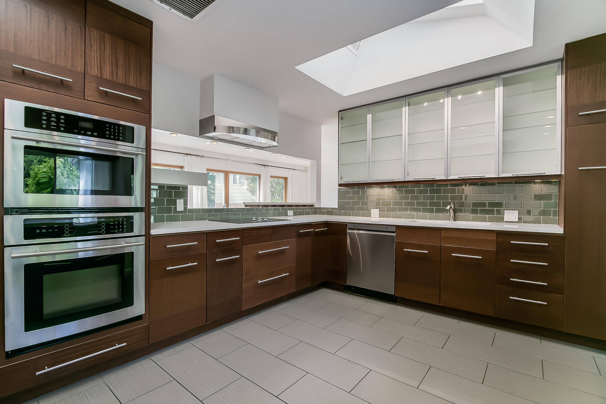 4809 Sunningdale Court NE