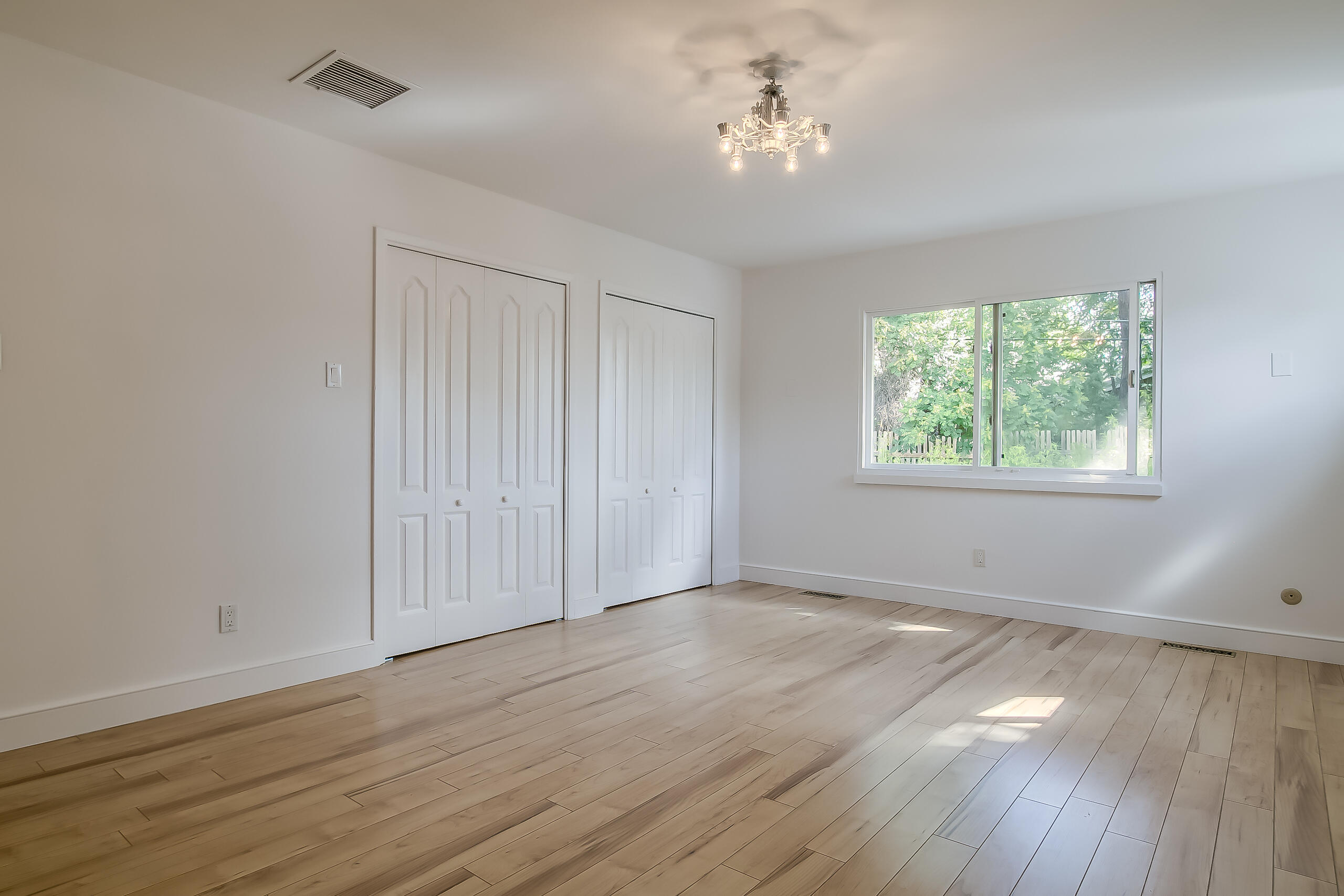 4809 Sunningdale Court NE