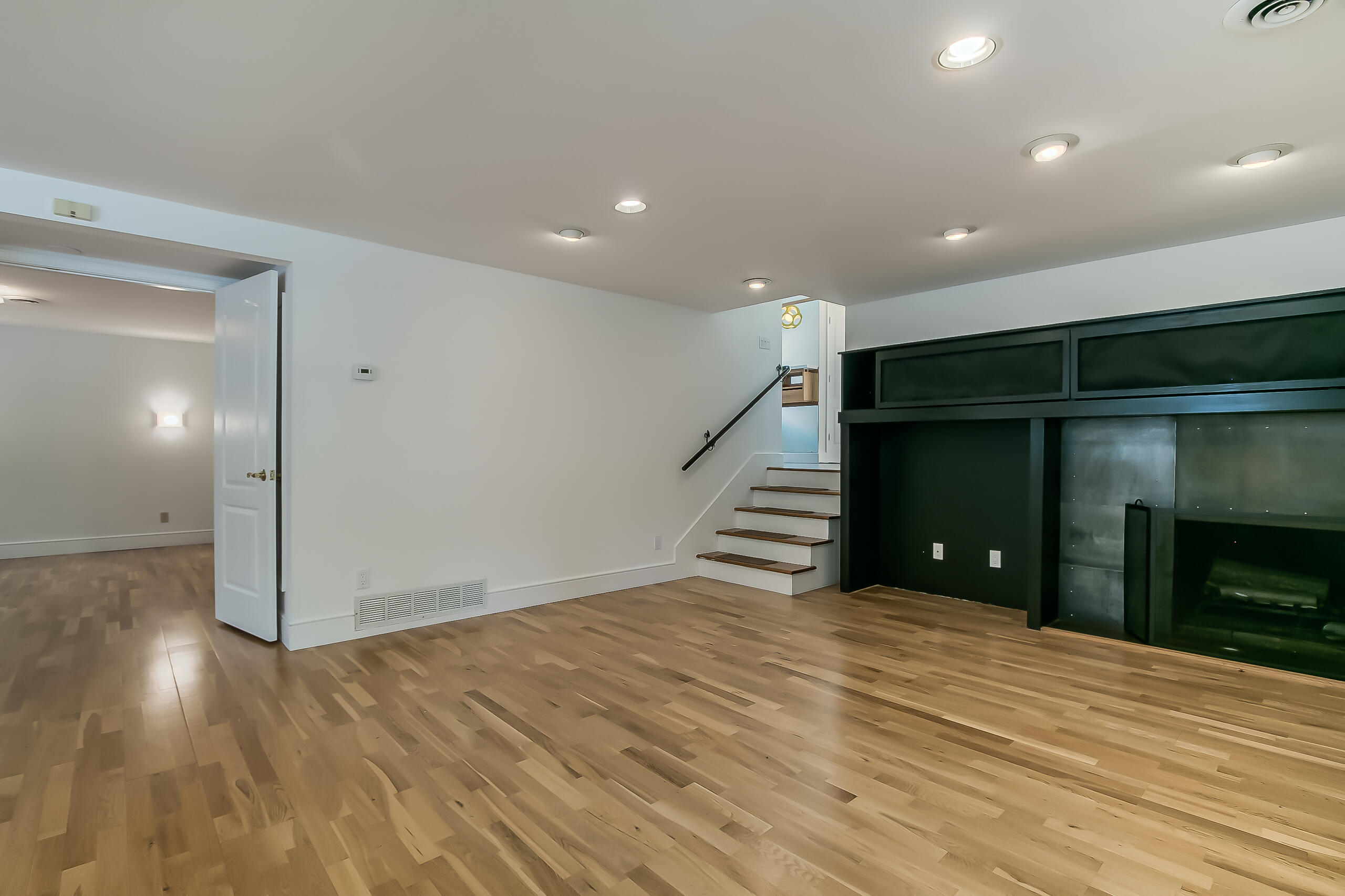 4809 Sunningdale Court NE