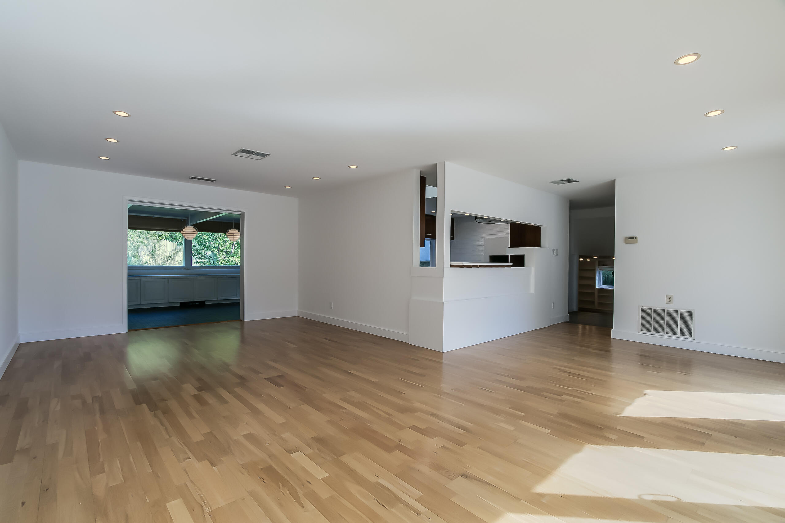 4809 Sunningdale Court NE