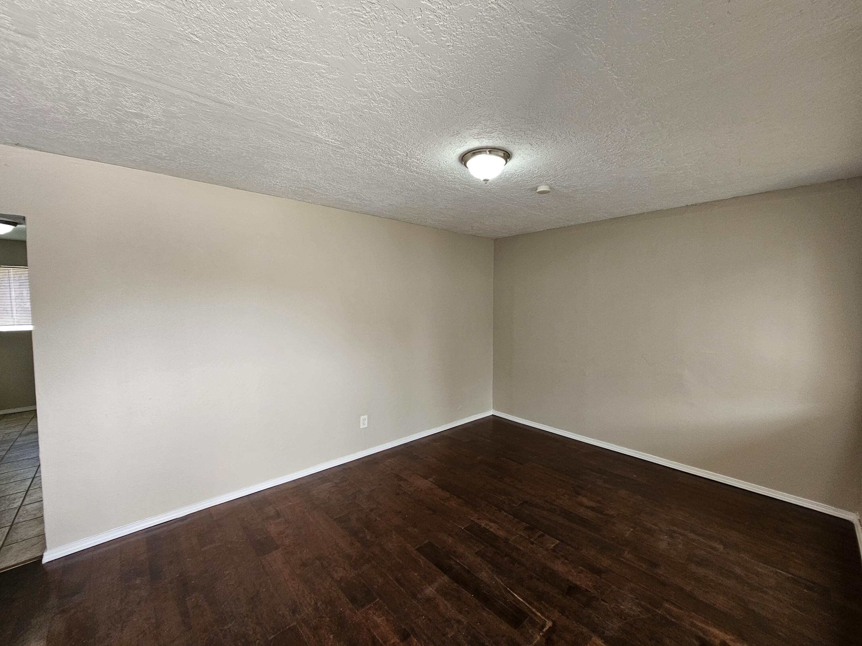 4602 Valley Gardens Drive SW