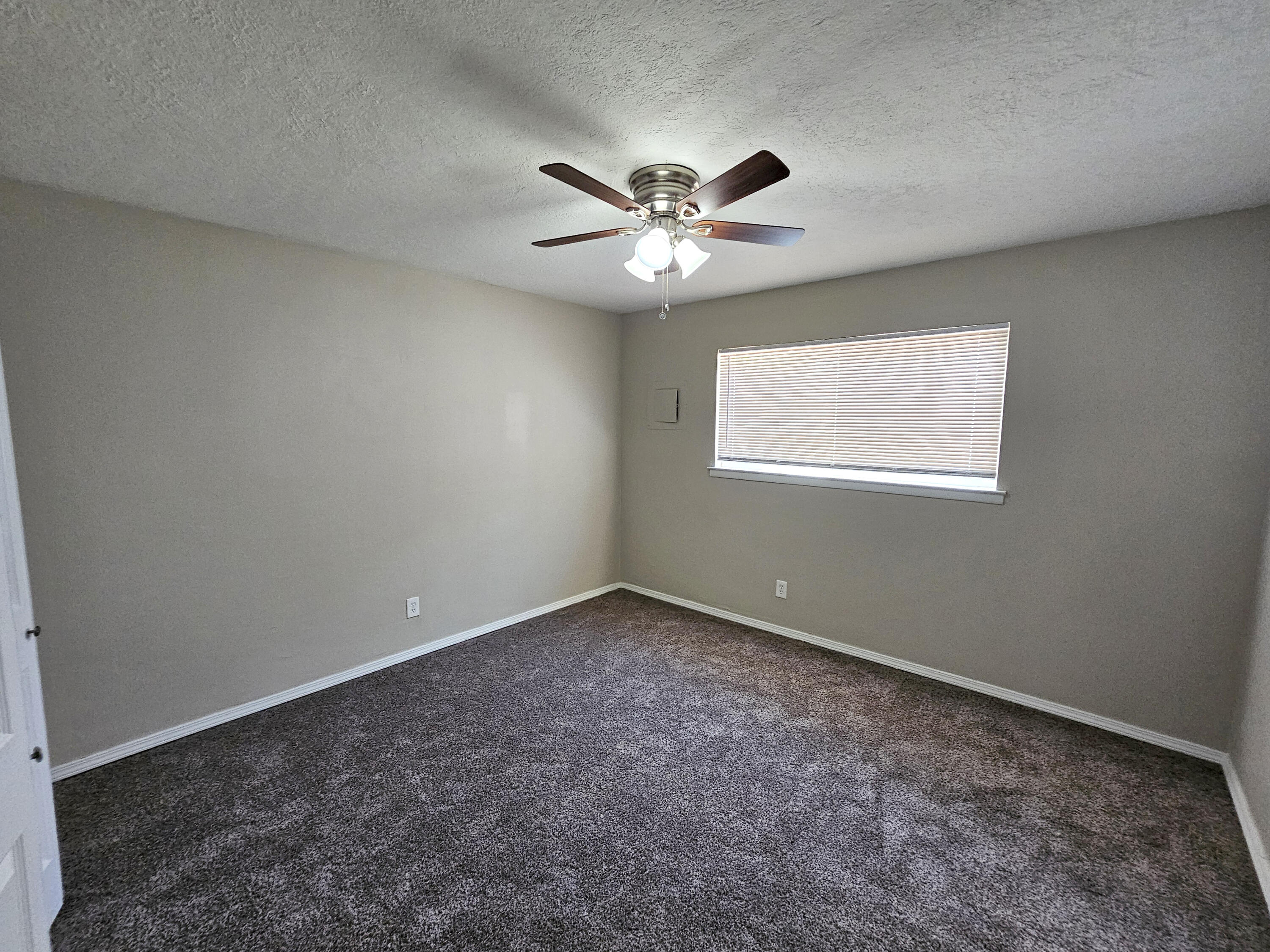 4602 Valley Gardens Drive SW