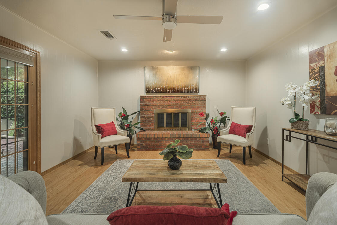 6605 Luella Anne Drive NE