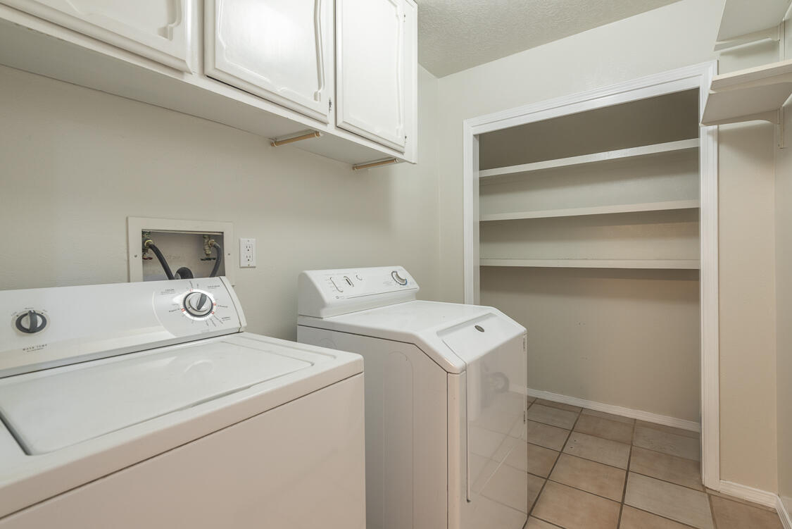 6605 Luella Anne Drive NE