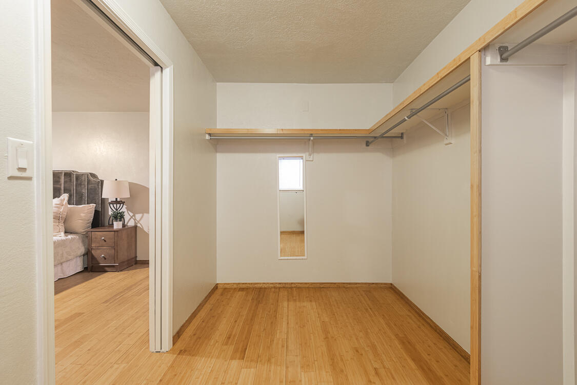 6605 Luella Anne Drive NE