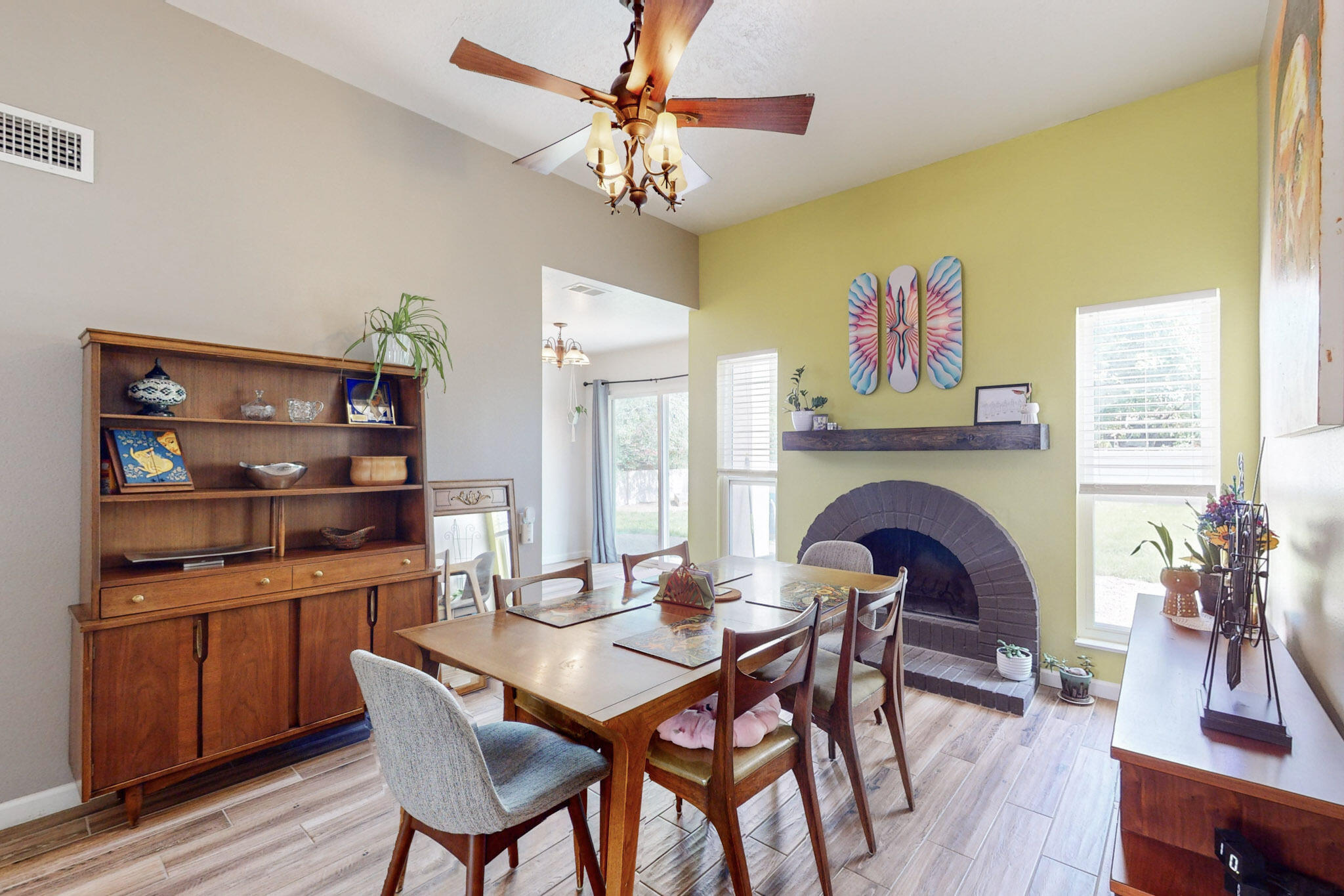 11129 Newcomb Avenue NE