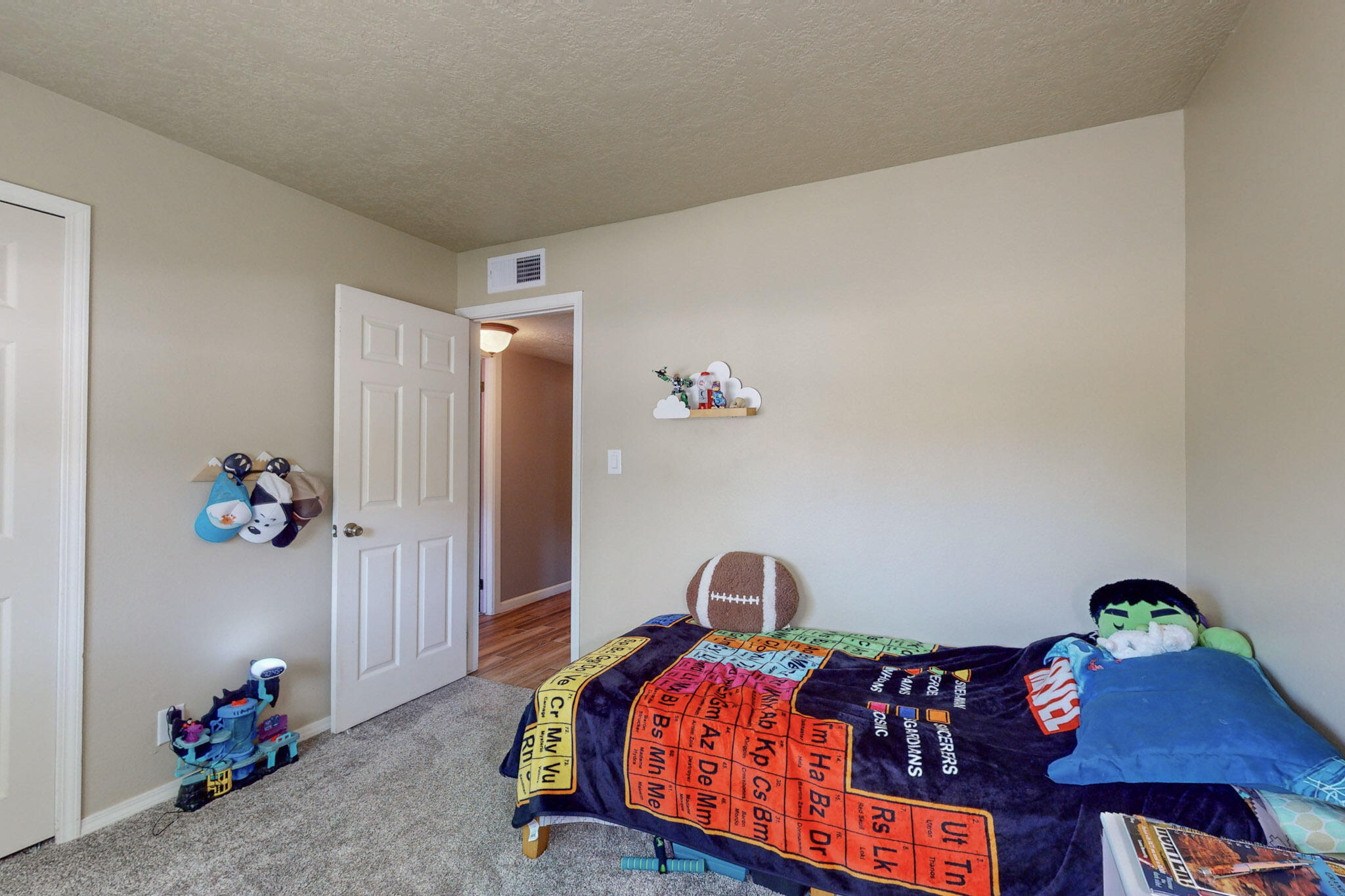 11129 Newcomb Avenue NE