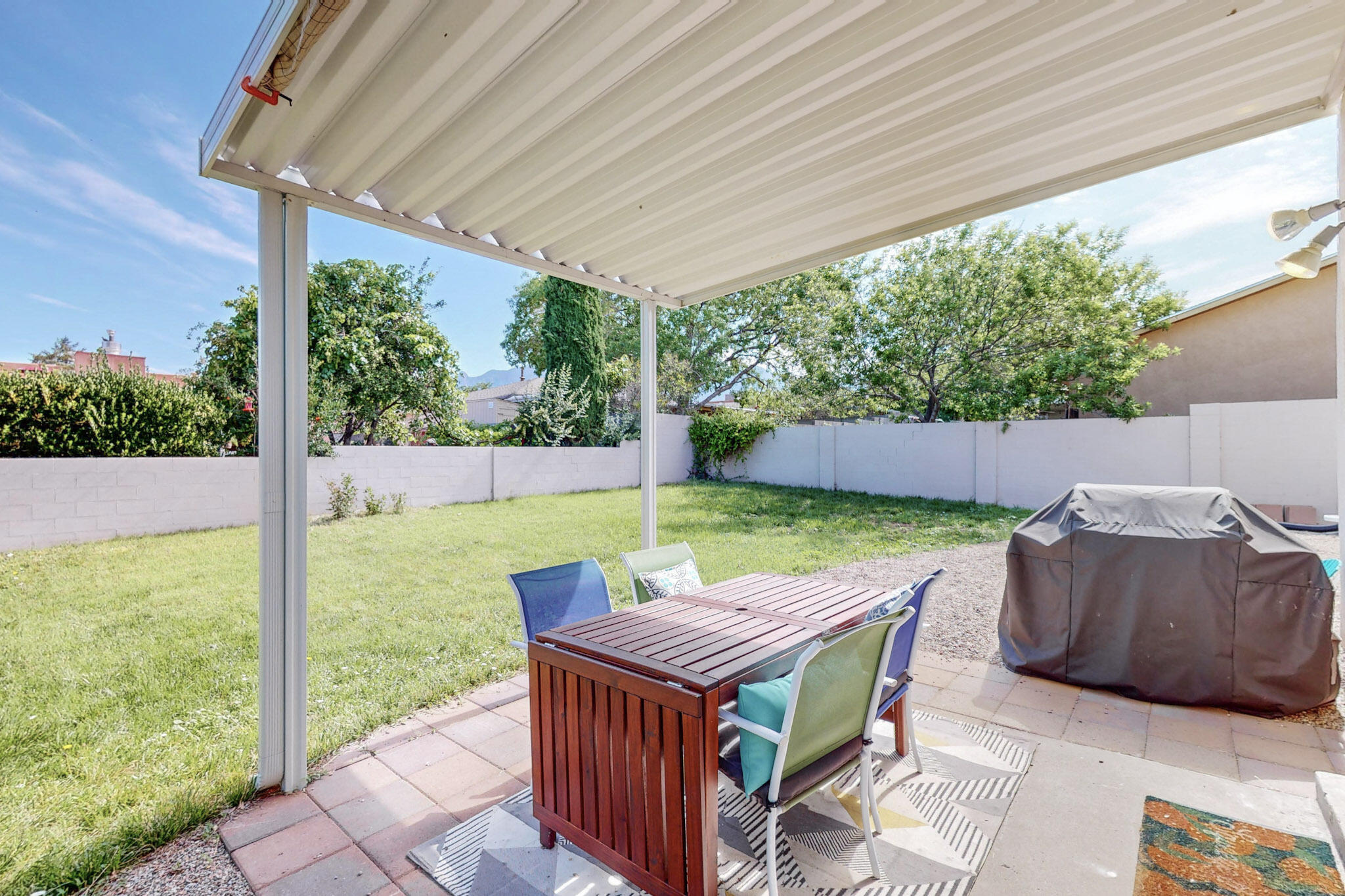 11129 Newcomb Avenue NE