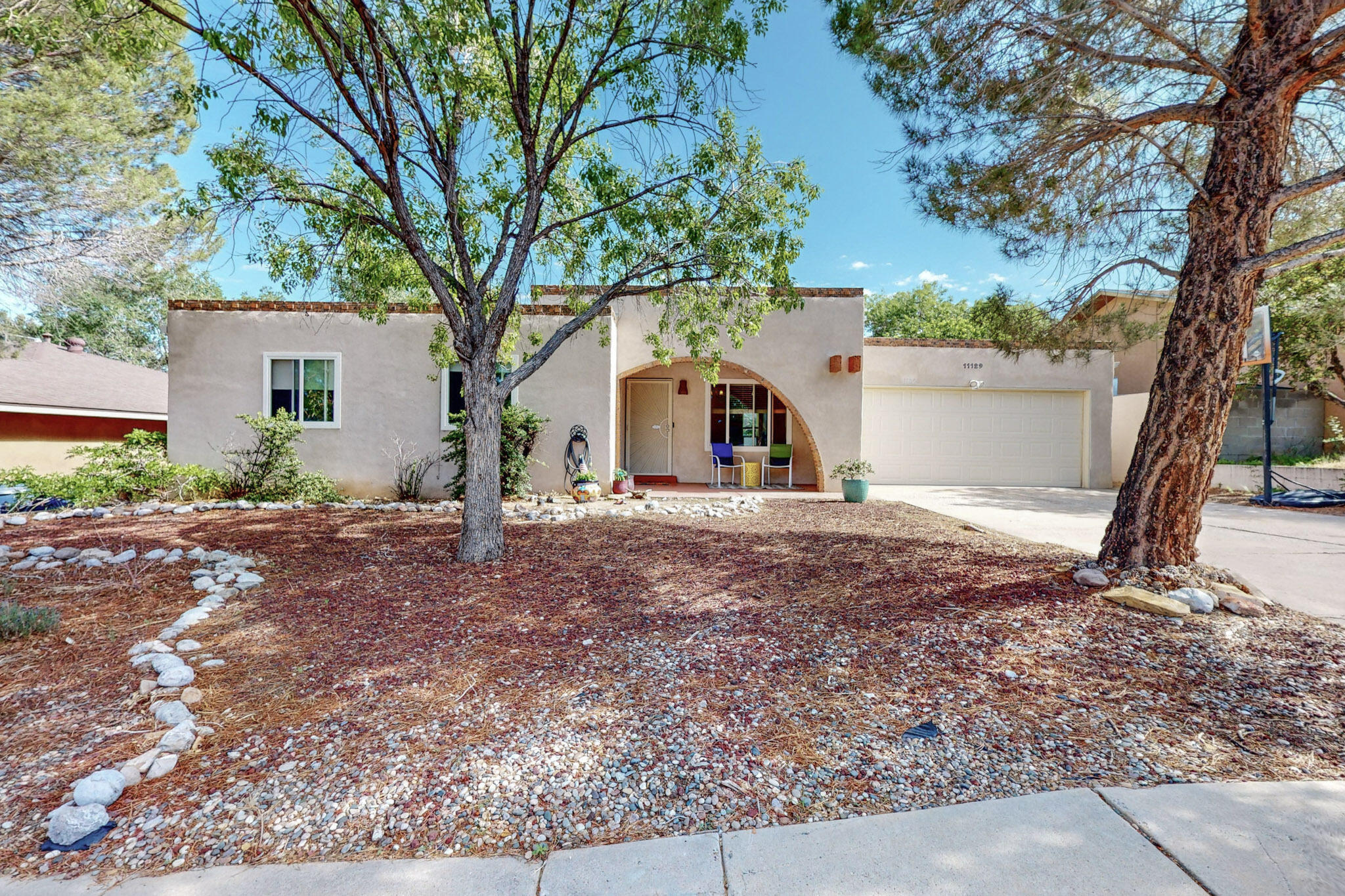 11129 Newcomb Avenue NE