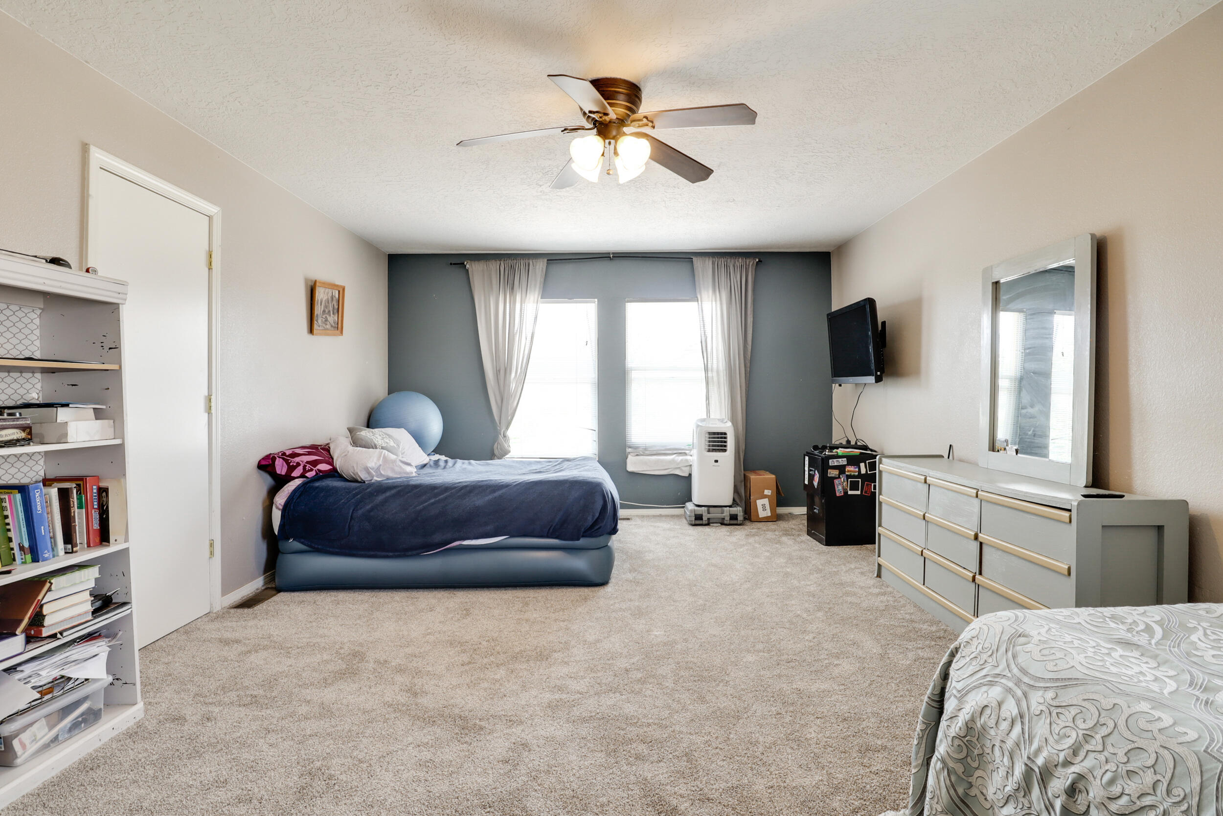 7608 Briar Ridge Avenue NW