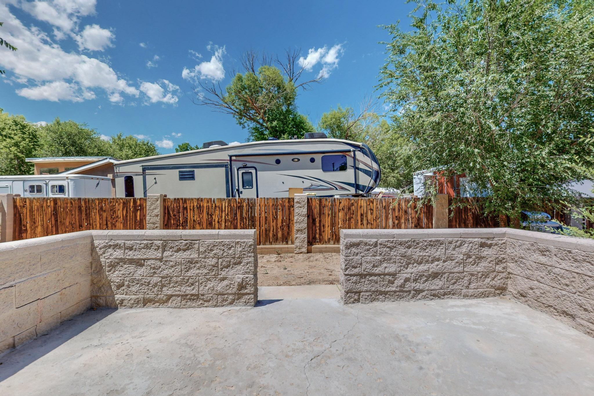 2909 LEOPOLDO Road NW