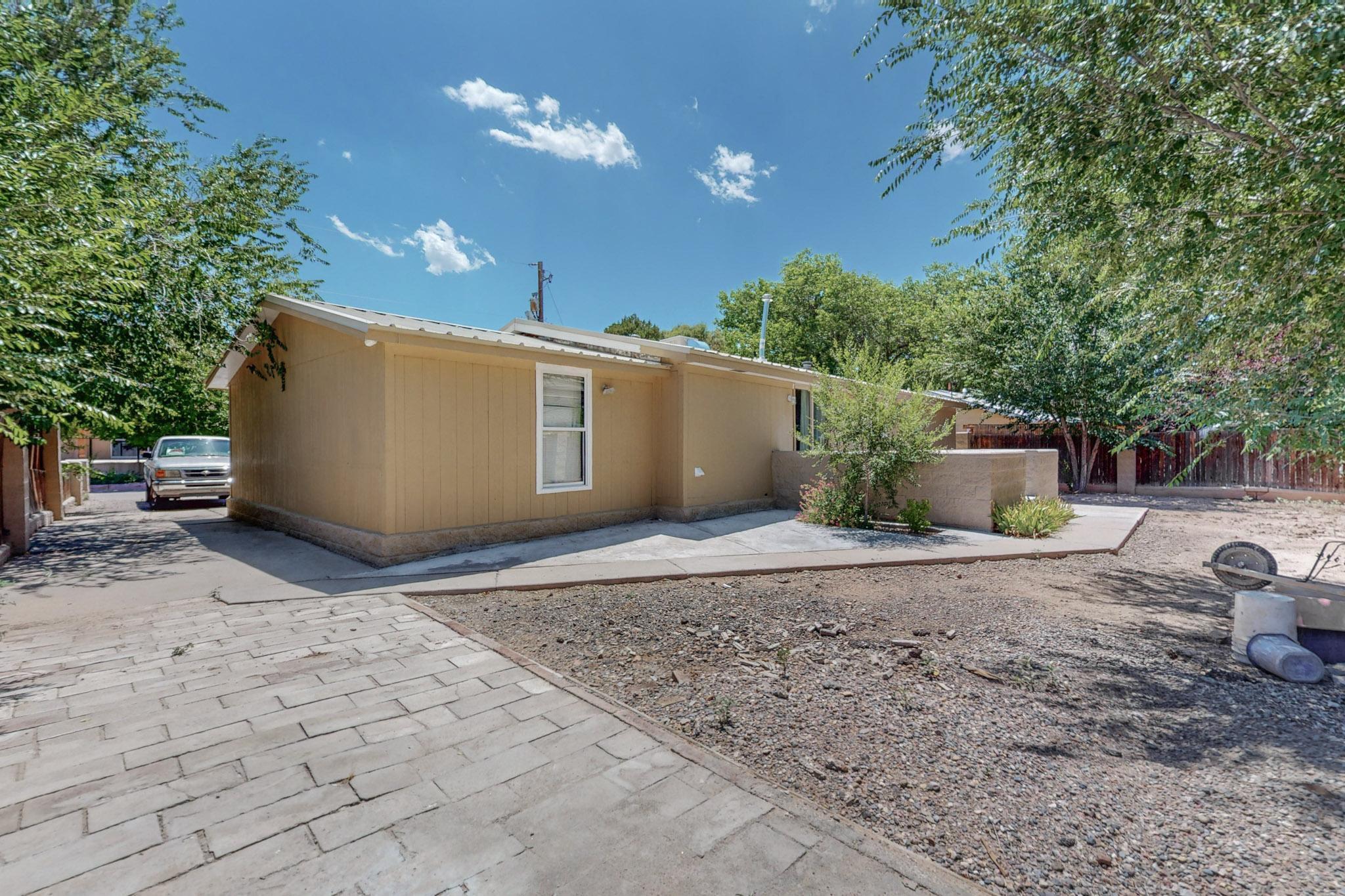 2909 LEOPOLDO Road NW