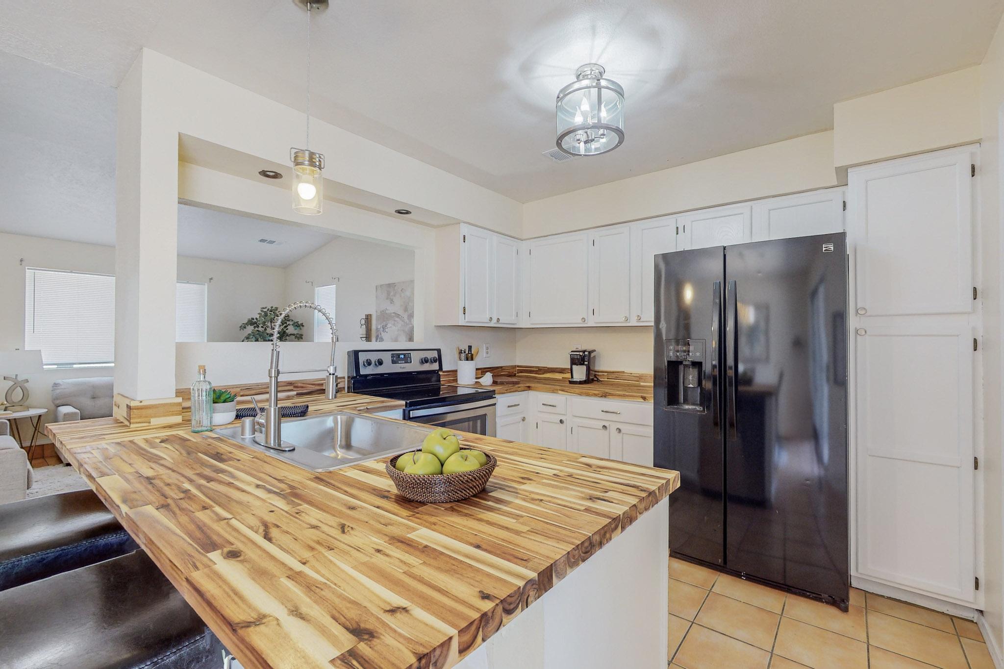 4255 Pumice Drive NE