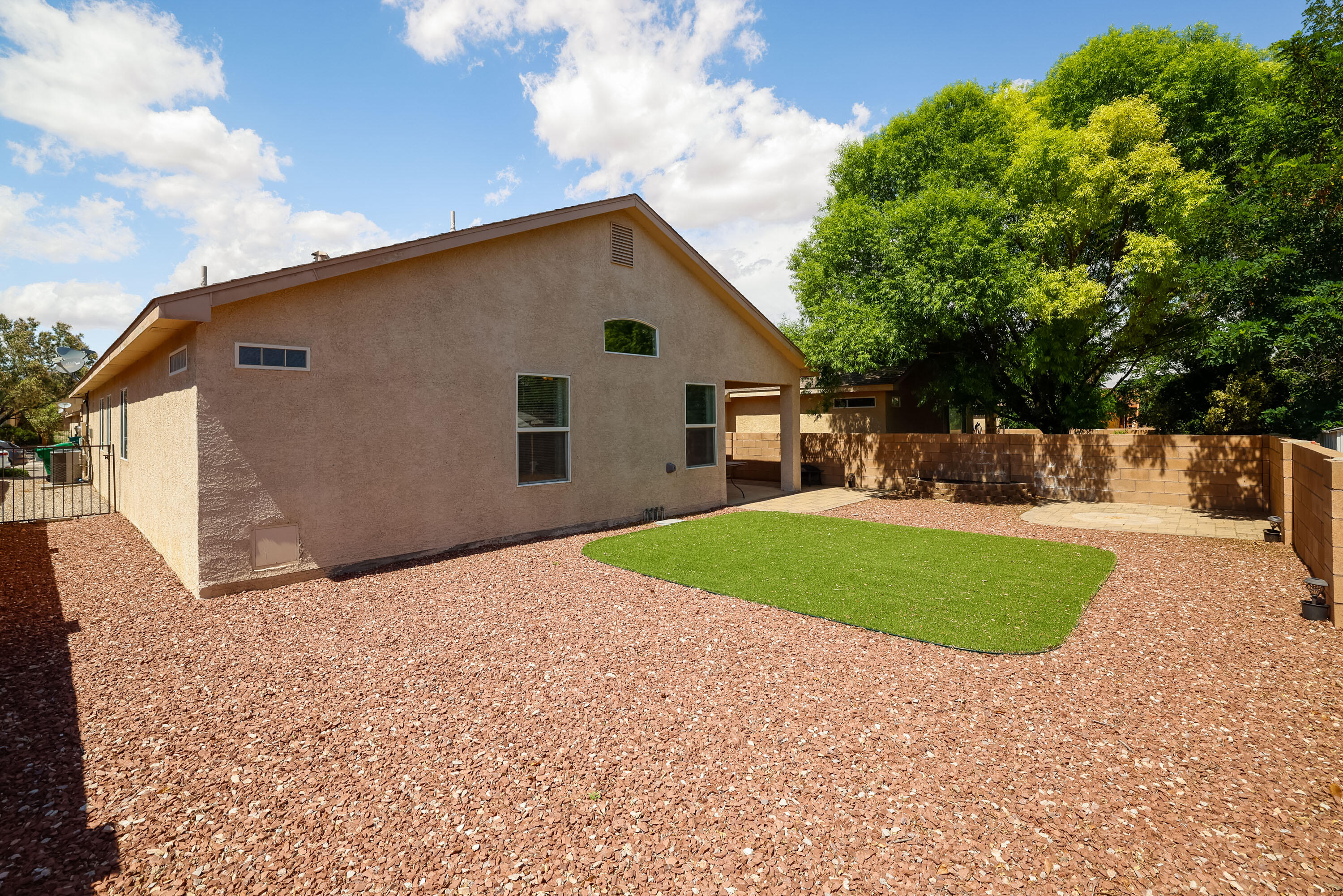 620 Soothing Meadows Drive NE