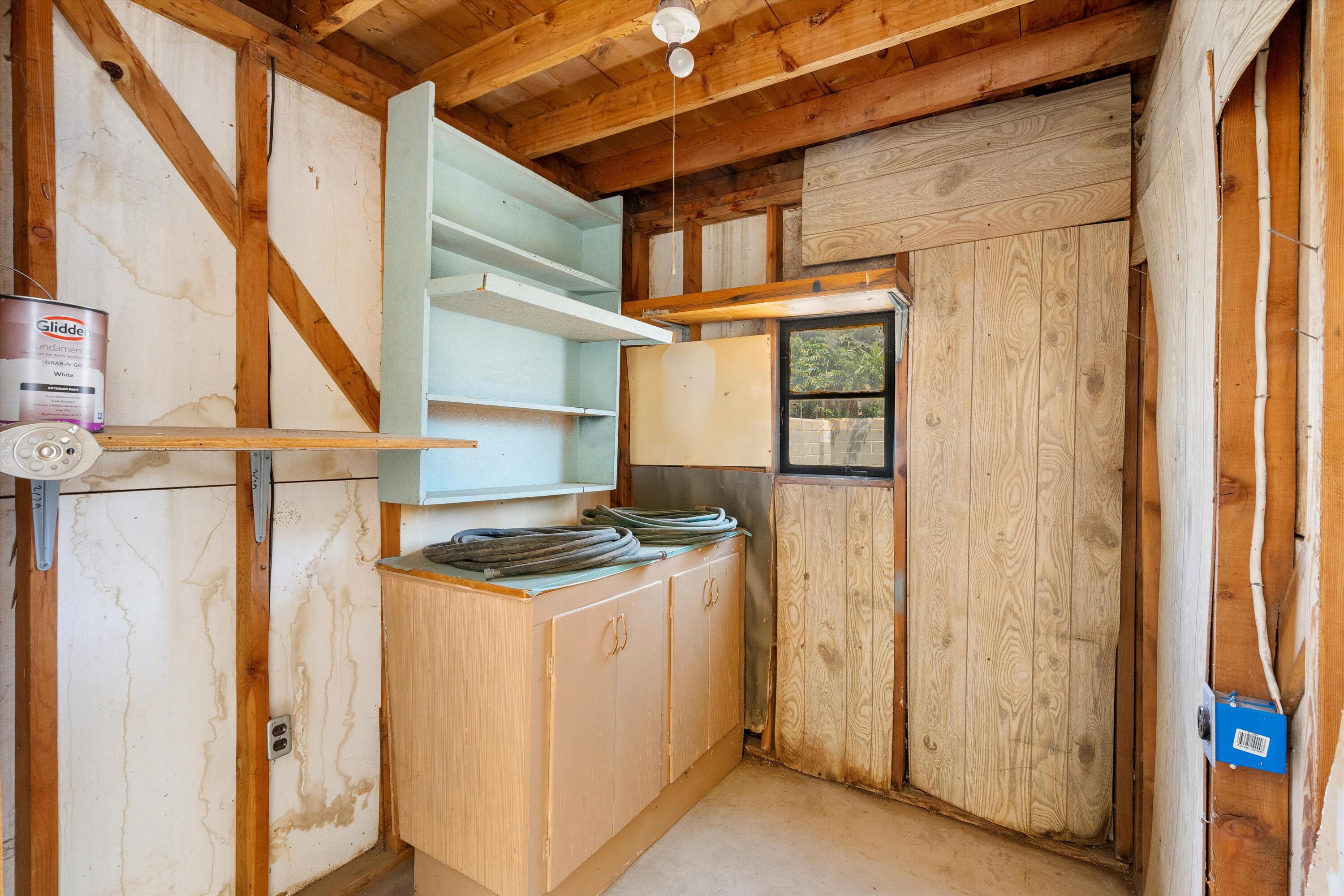 11705 Mountain Road NE